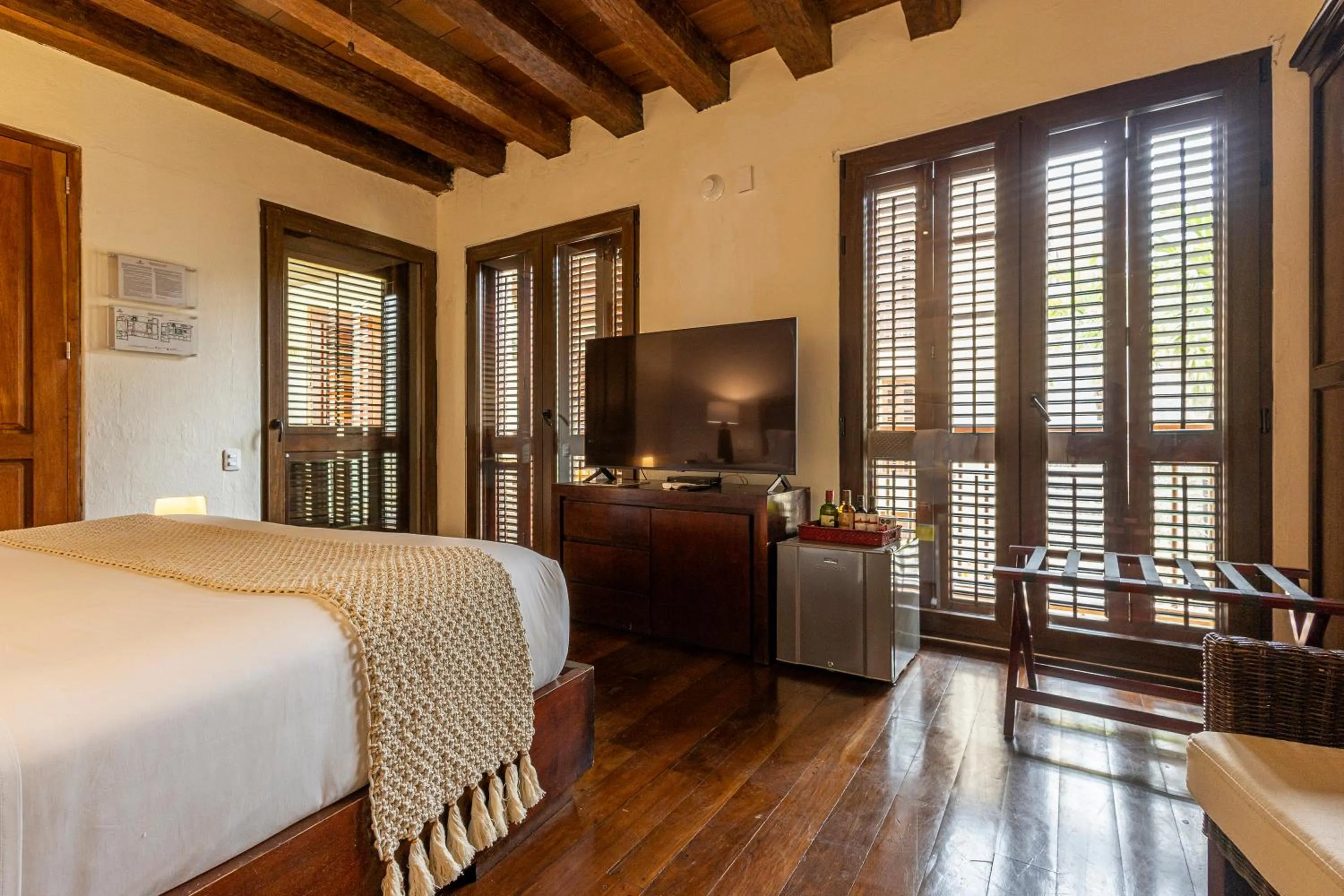 Photo of the whole room, Bed in Ananda Hotel Boutique