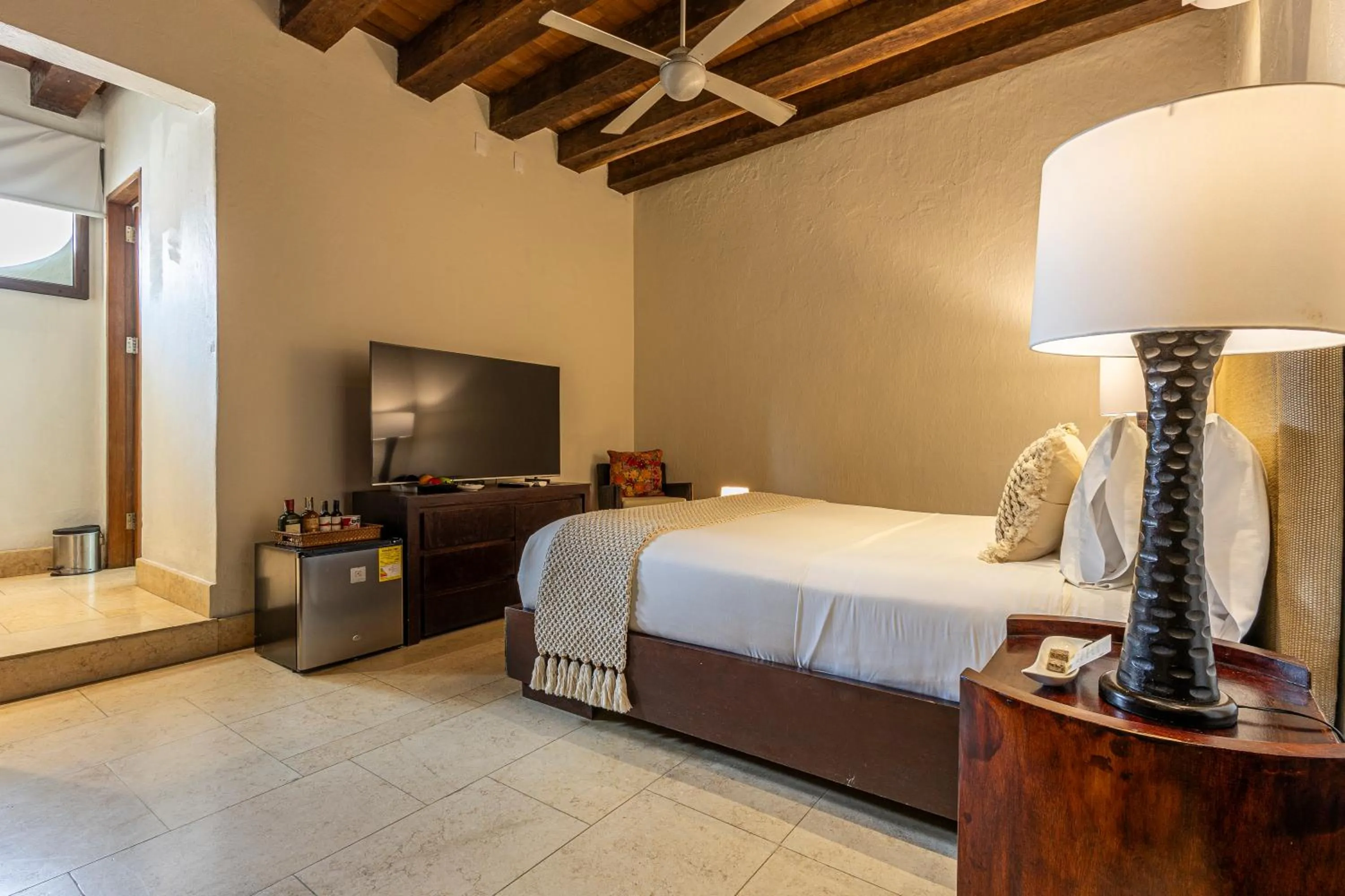 Photo of the whole room, Bed in Ananda Hotel Boutique