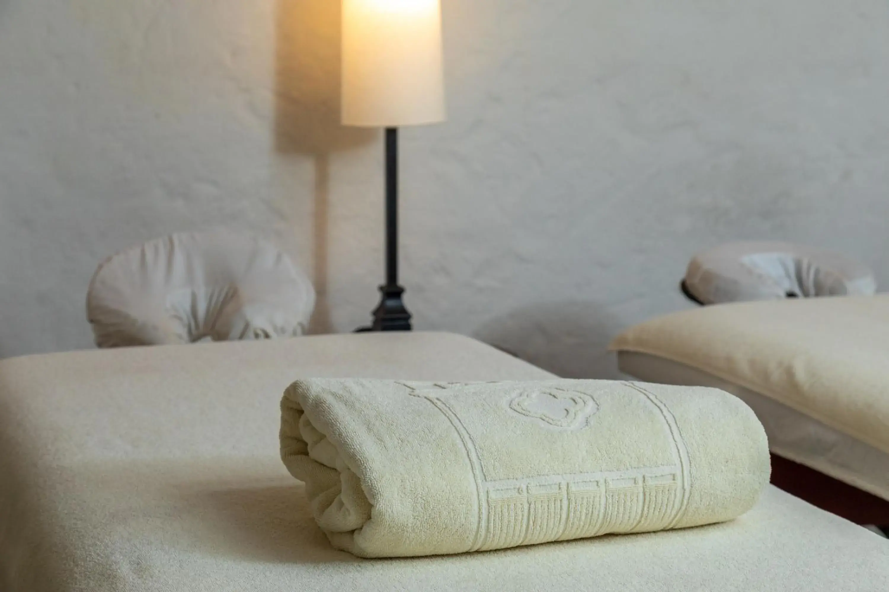 Massage, Bed in Hotel Boutique Casa del Coliseo Massage, Bed in Hotel Boutique Casa del Coliseo