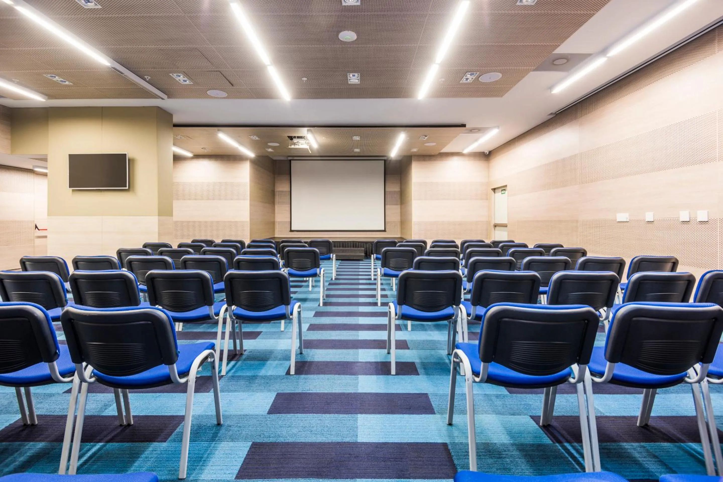 Meeting/conference room in Cosmos Pacifico Hotel