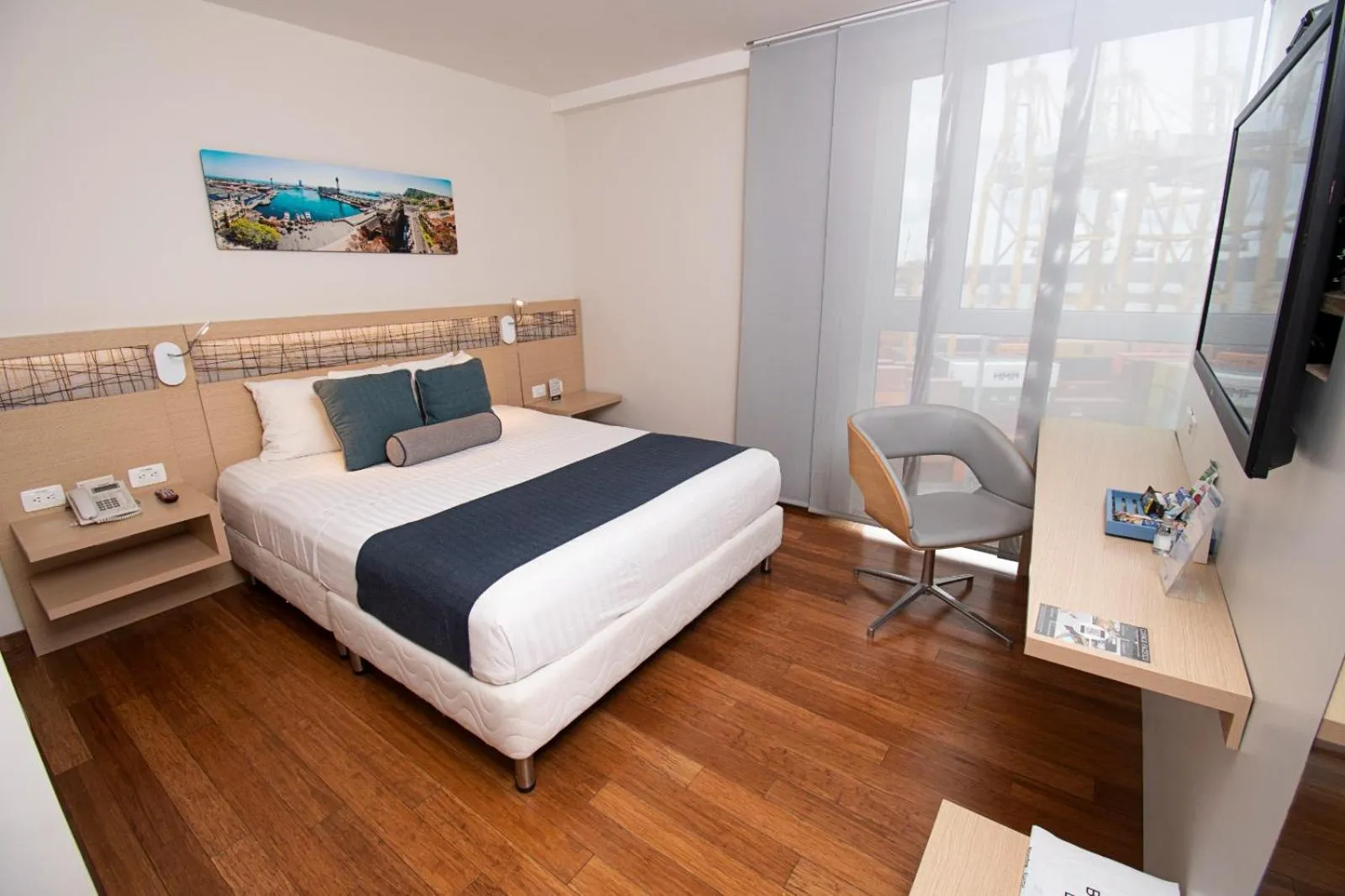 Bed in Cosmos Pacifico Hotel