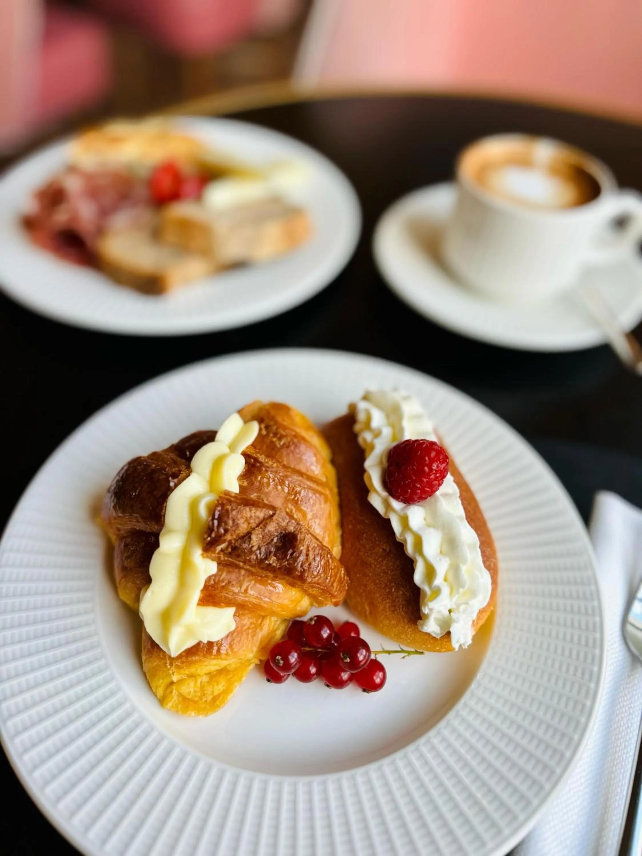 Italian breakfast in Trastevere Roma UNA Esperienze