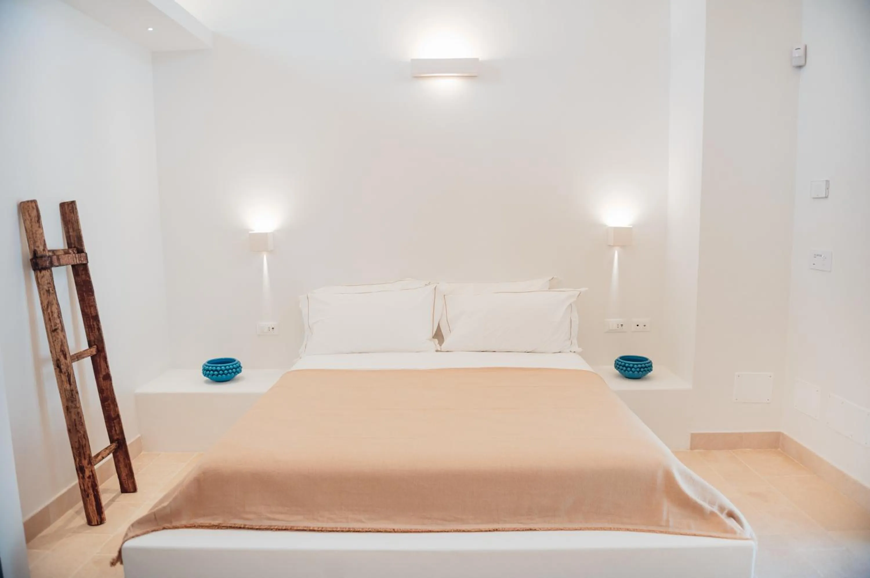Photo of the whole room, Bed in Tenuta Tresca Suites - Dimora Storica