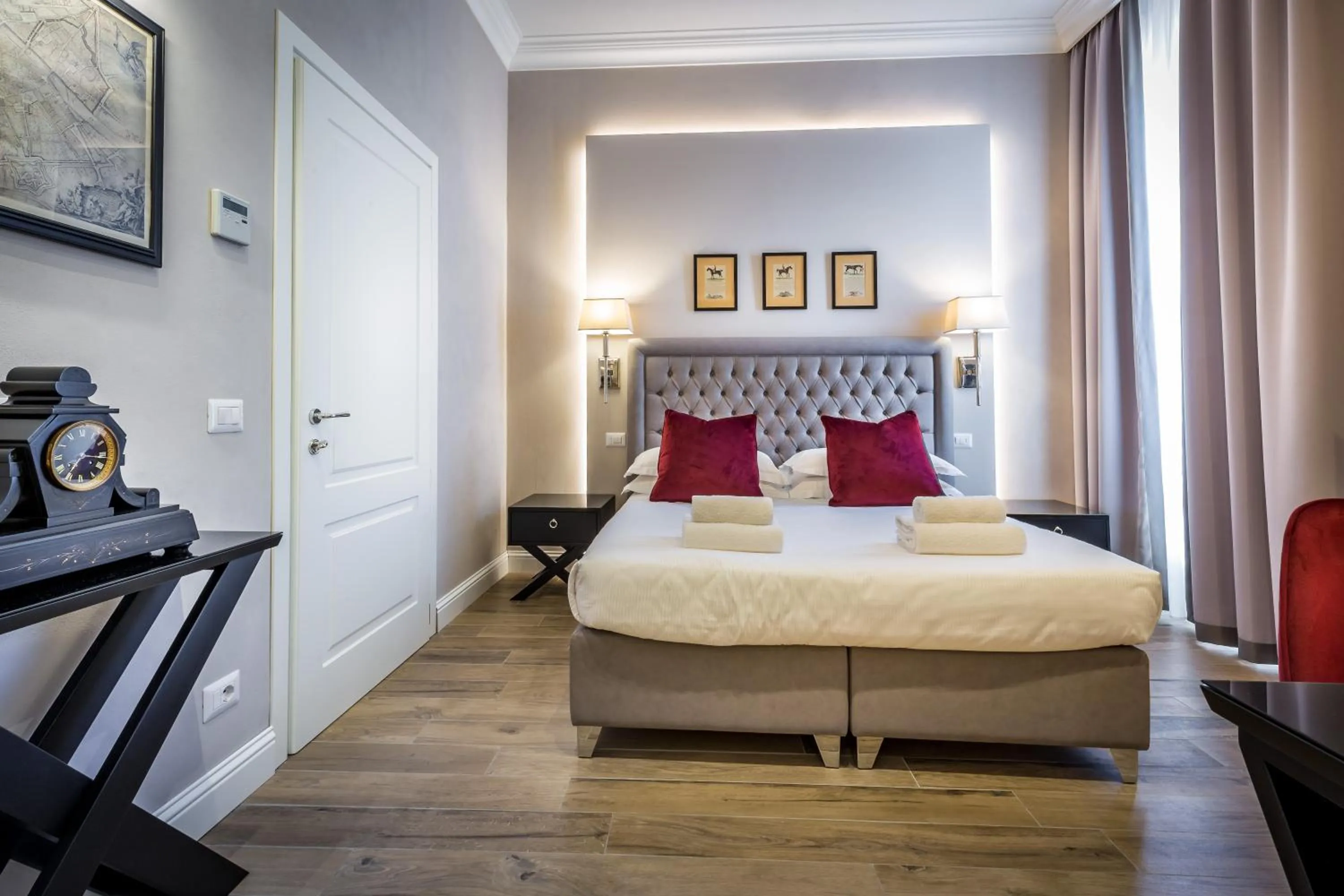 Bed in Hotel Emma Small Luxury Hotel