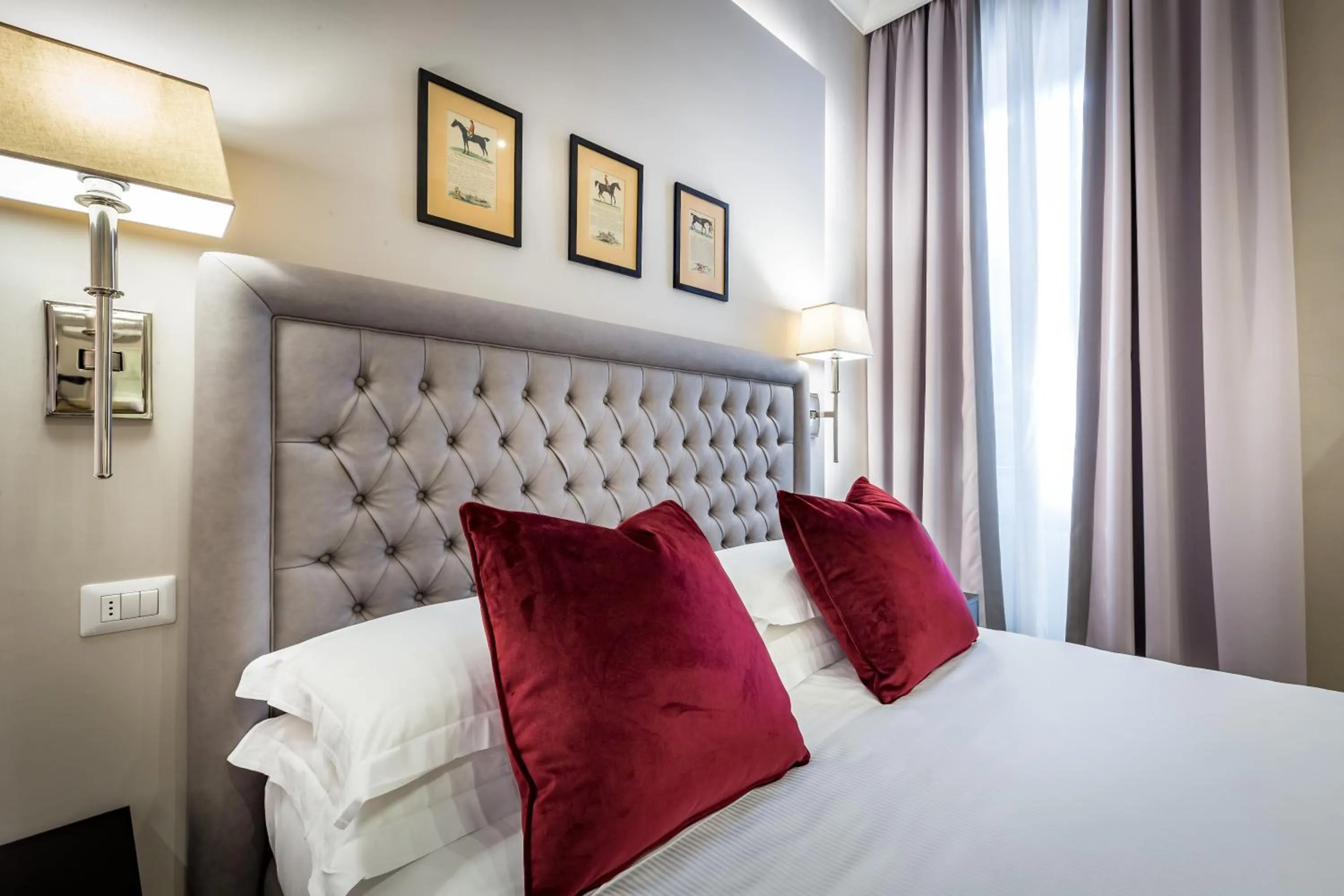 Bed in Hotel Emma Small Luxury Hotel