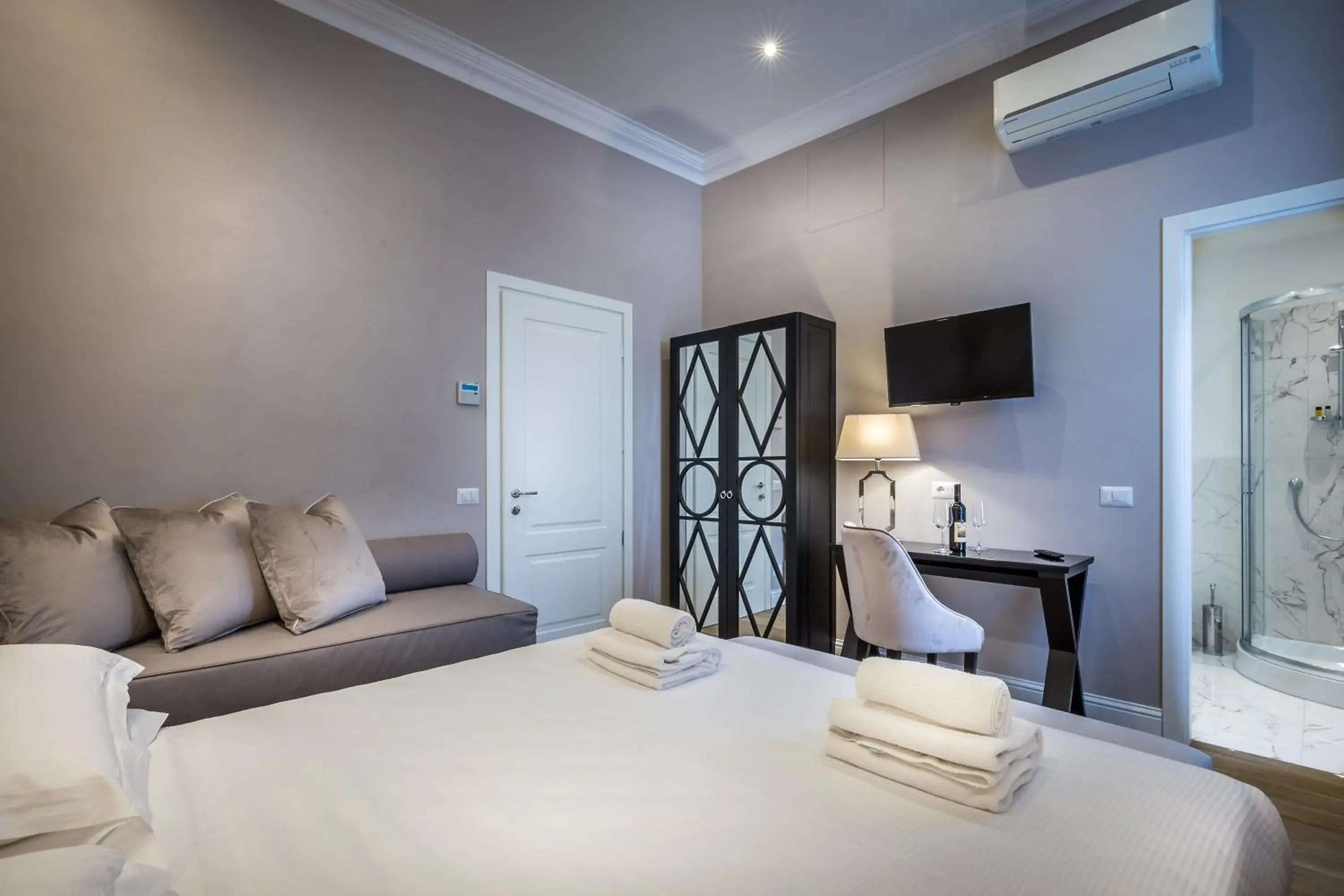 Bed in Hotel Emma Small Luxury Hotel Bed in Hotel Emma Small Luxury Hotel