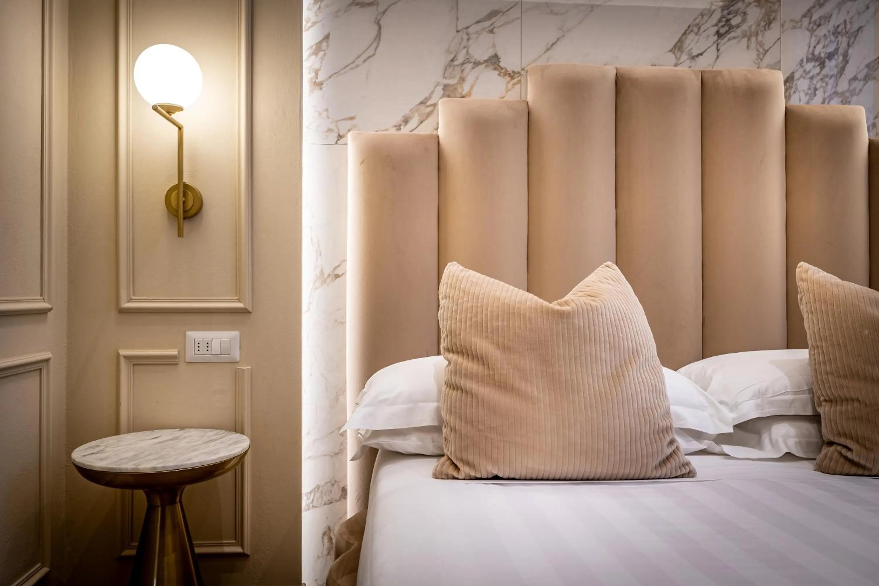 Bedroom, Bed in Hotel Emma Small Luxury Hotel