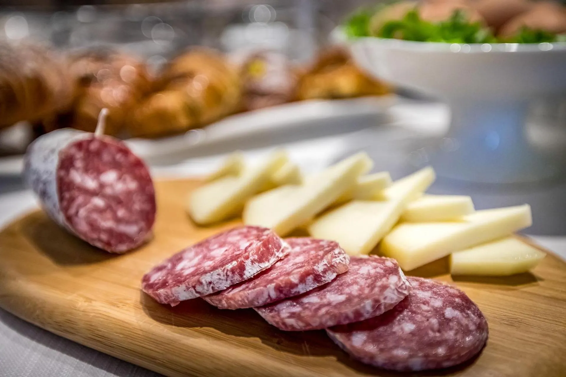 Food and drinks in Hotel Emma Small Luxury Hotel