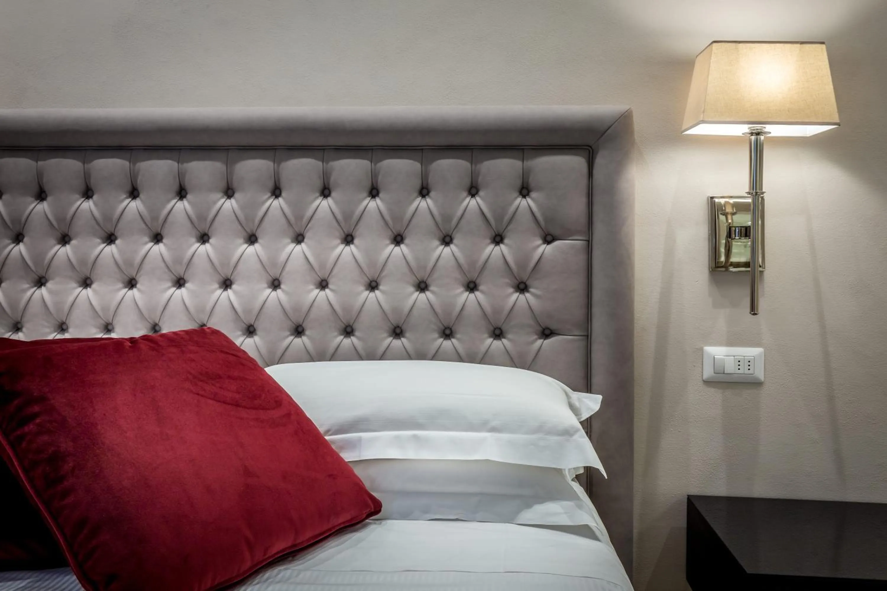 Bed in Hotel Emma Small Luxury Hotel