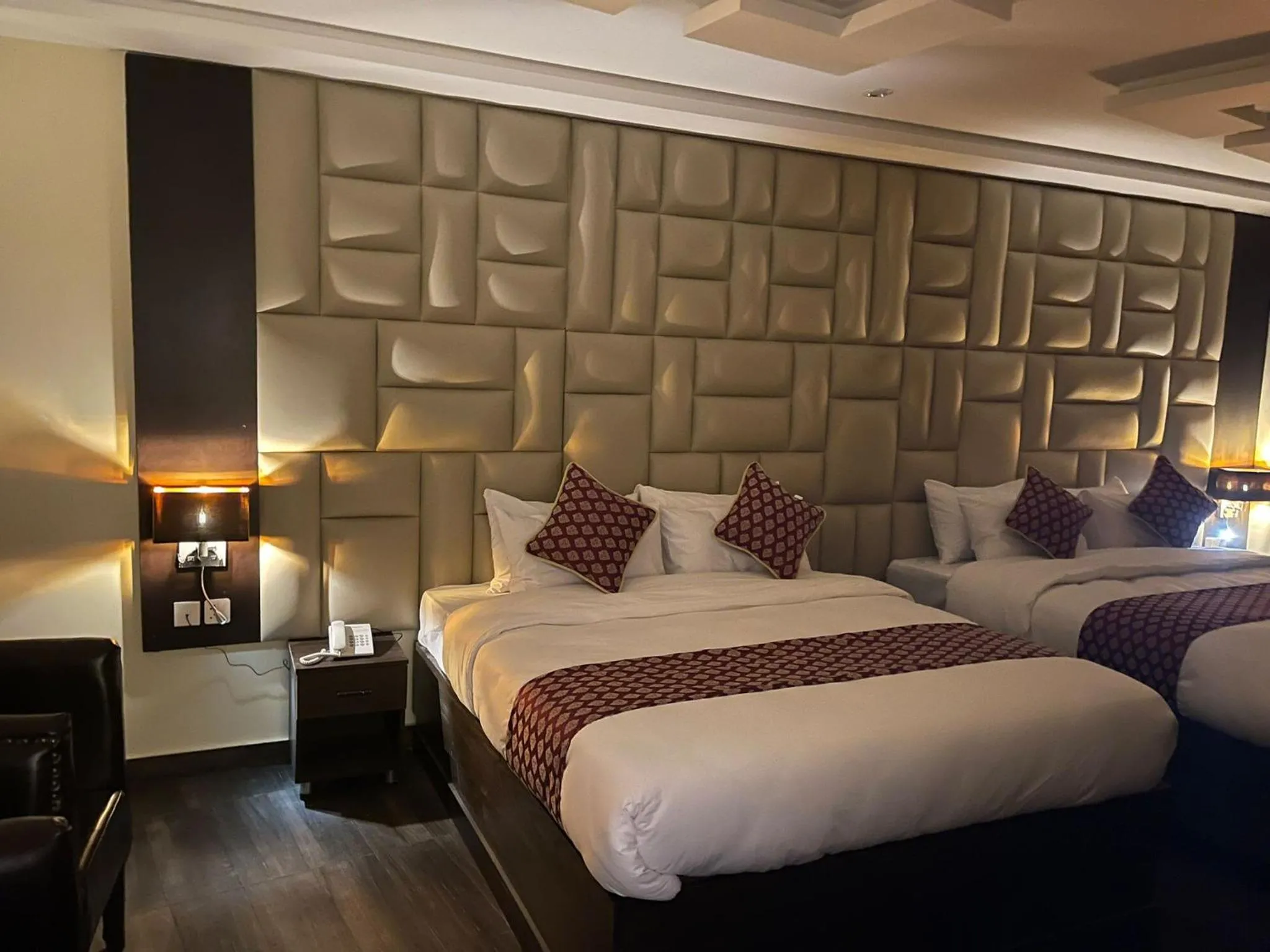 Deluxe Family Suite in Jhelum Inn Hotel