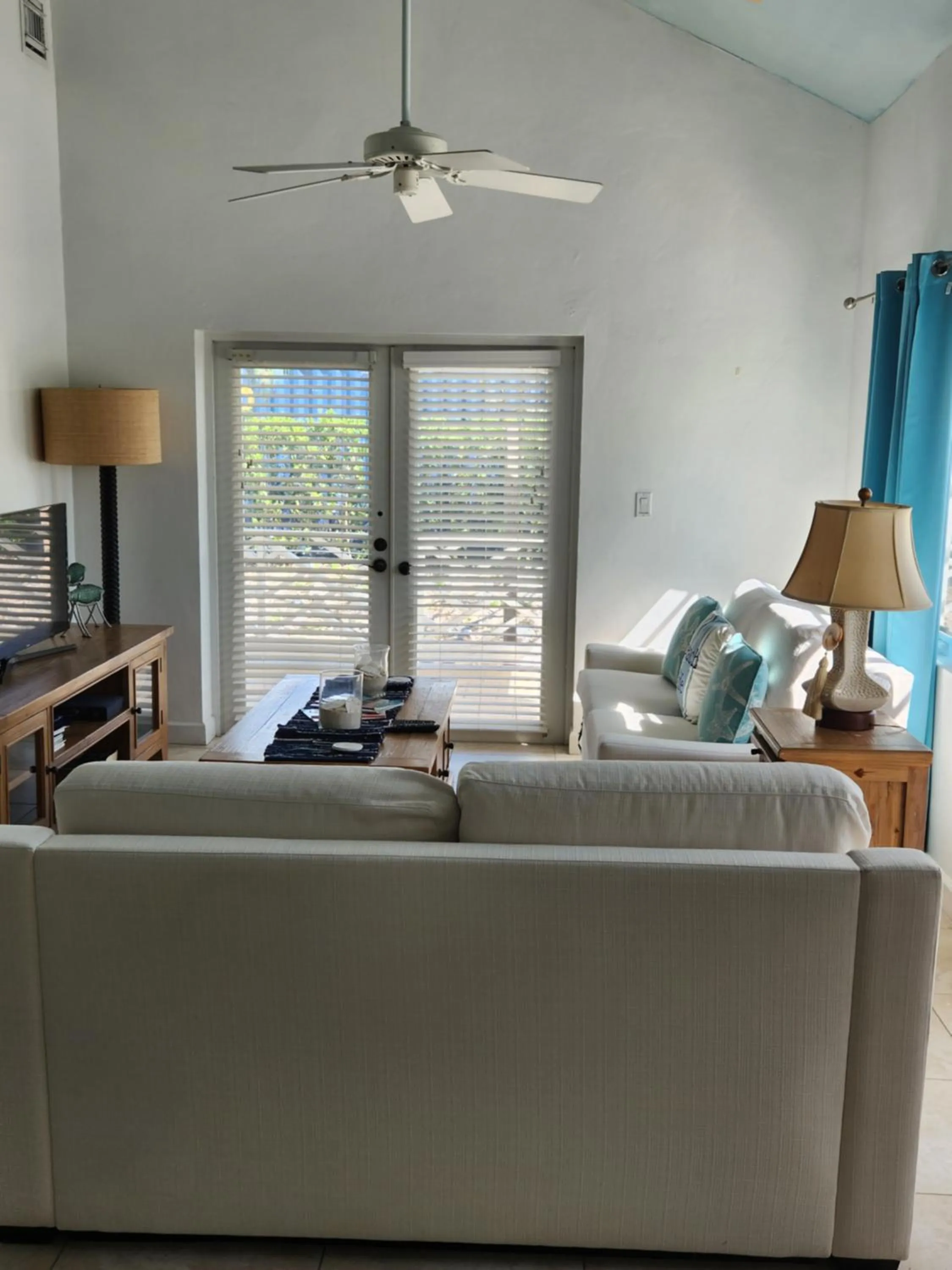 Living room in The Tides, Grace Bay
