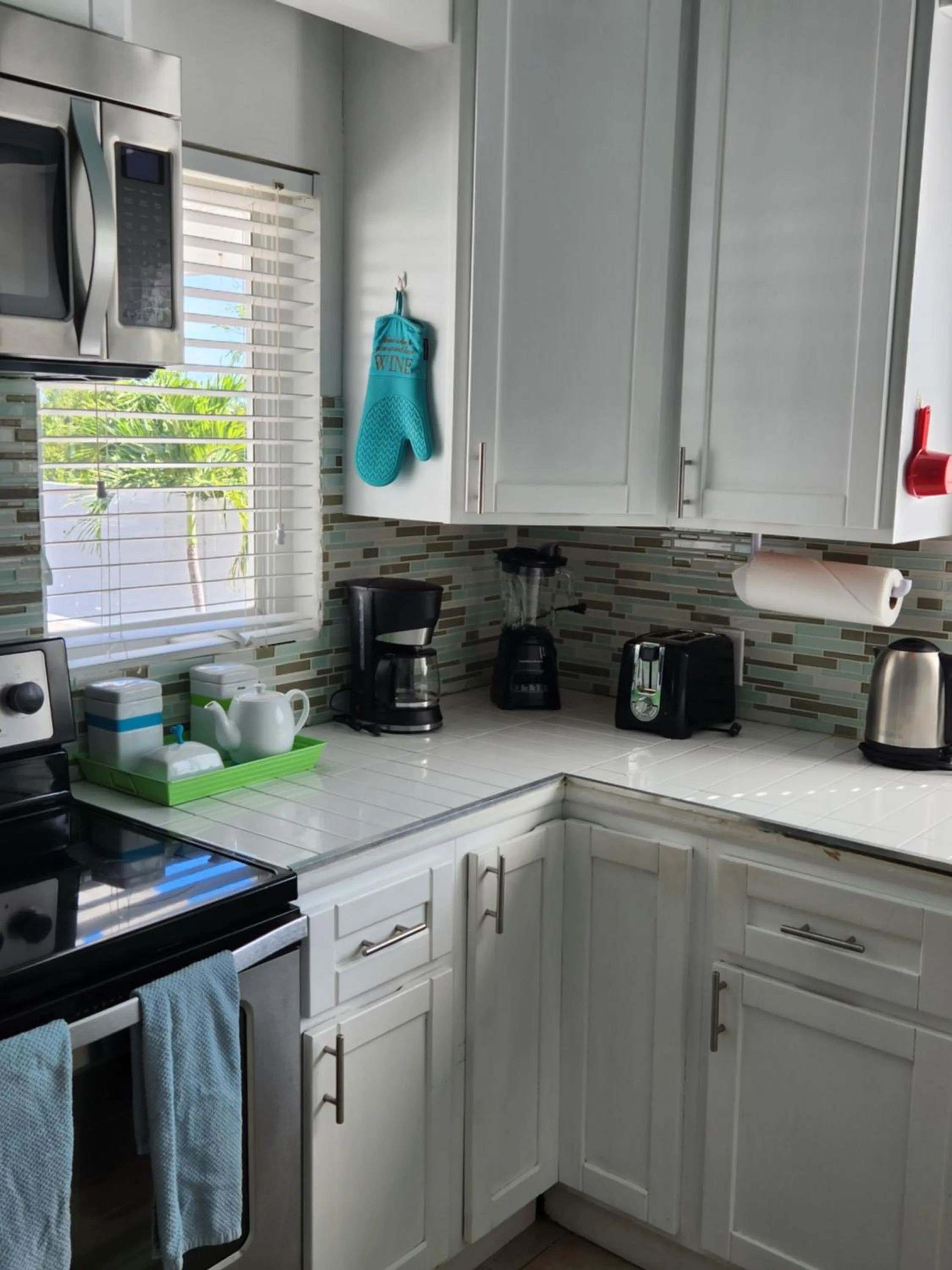 Kitchen or kitchenette in The Tides, Grace Bay