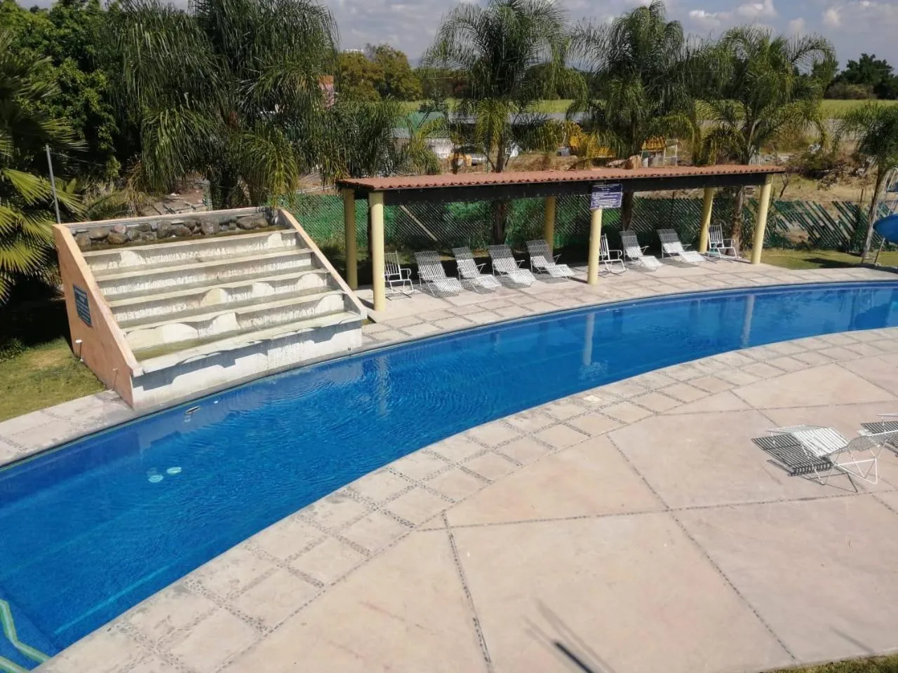 Swimming pool in Hotel JS