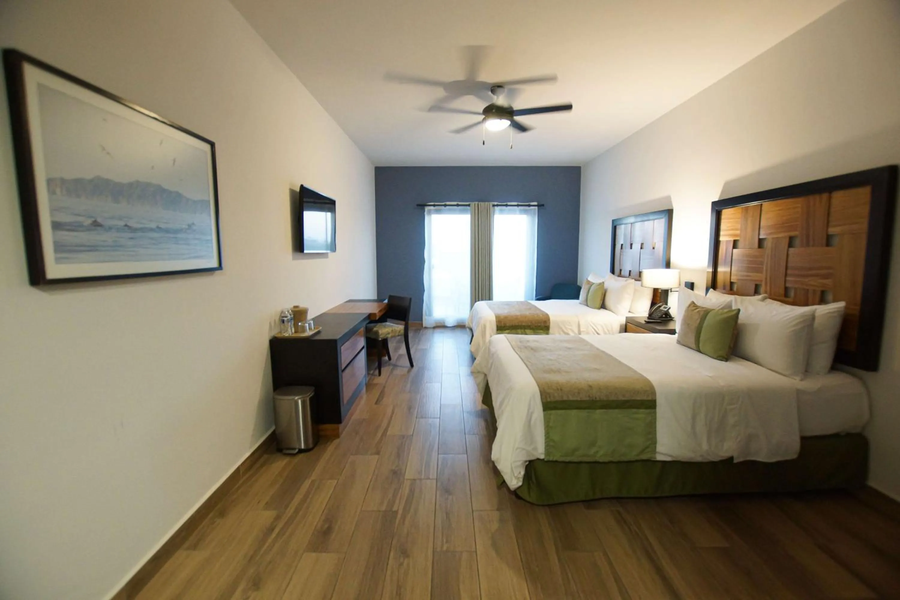 Photo of the whole room, Bed in Sawari Hotel