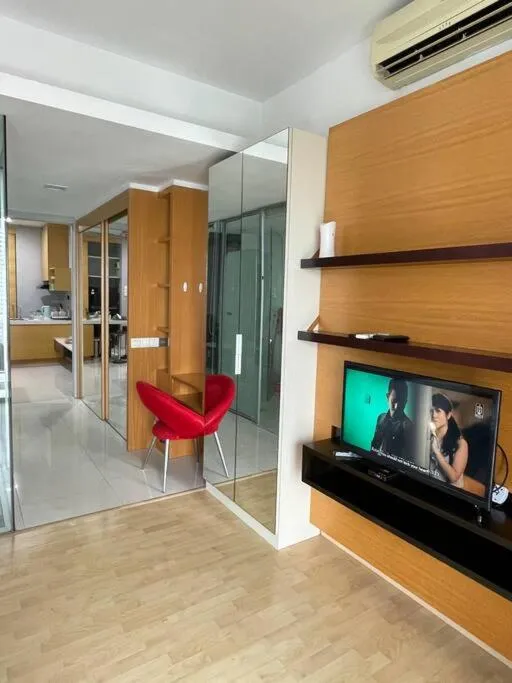 Private Jacuzzi Staycation at KL City 721