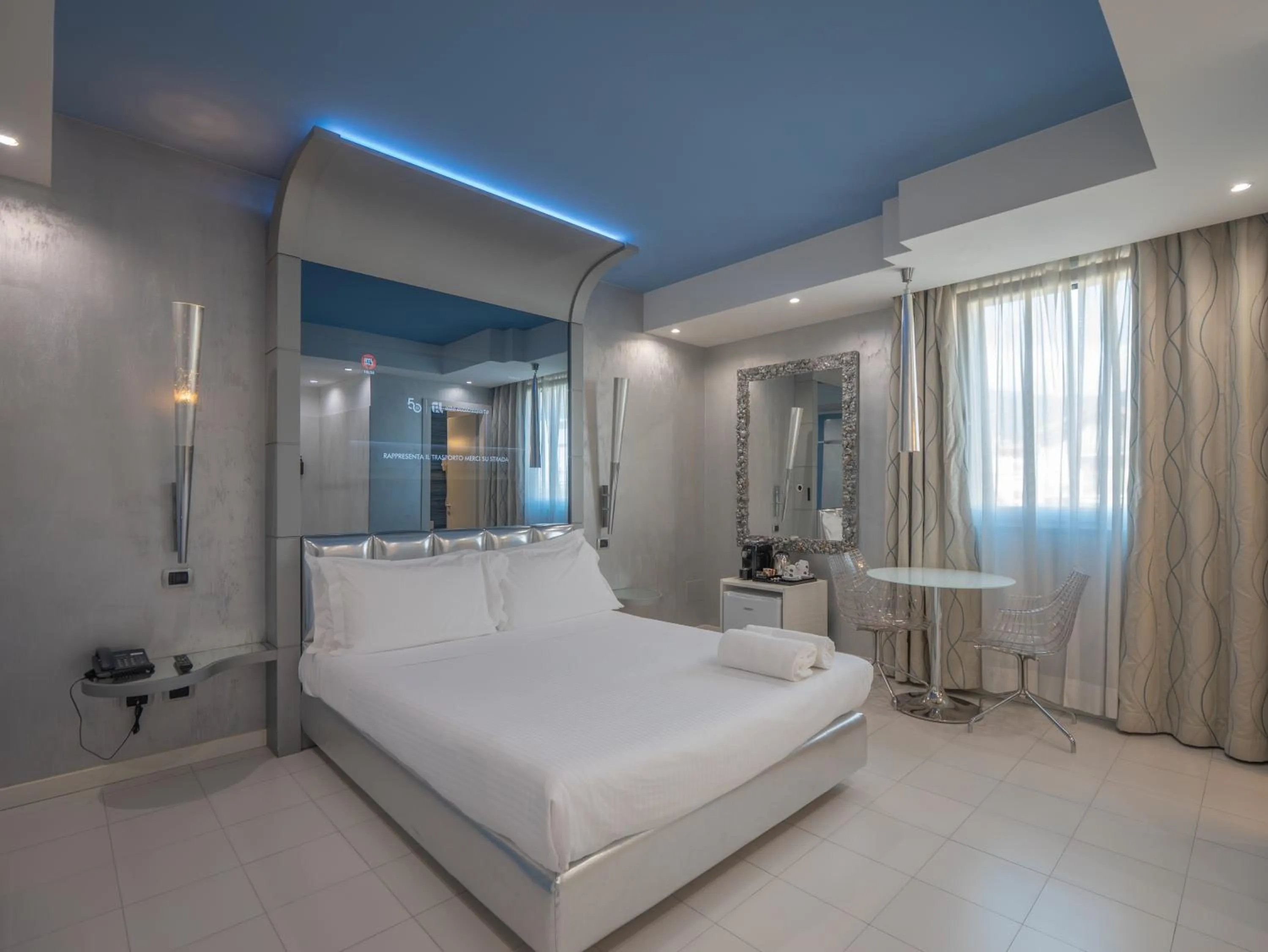 Bed in San Valentino Hotel