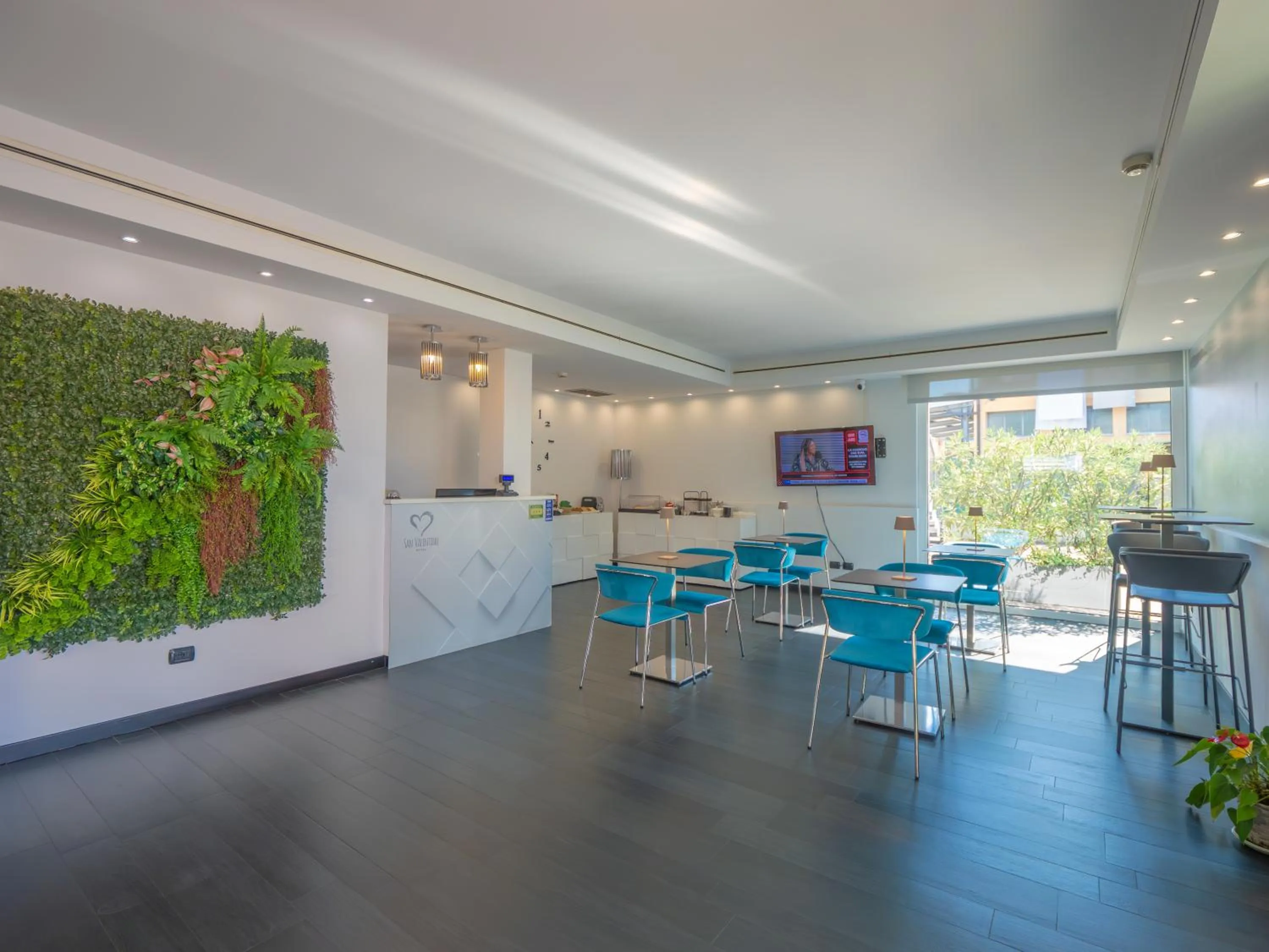 Breakfast in San Valentino Hotel