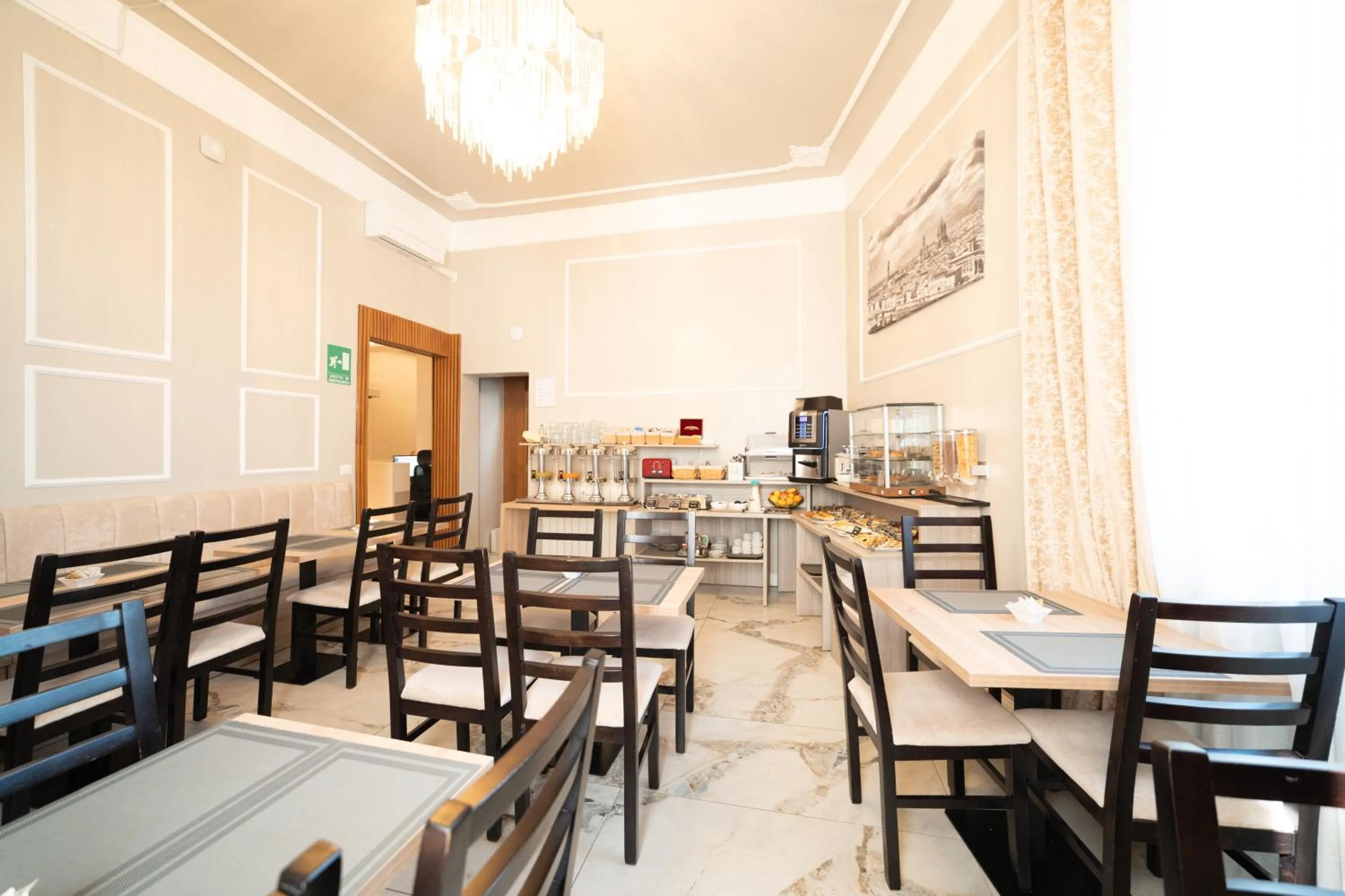 Breakfast in Lilium Hotel