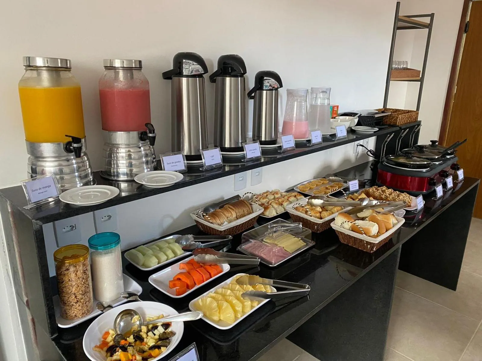 Breakfast in Mirante dos Corais