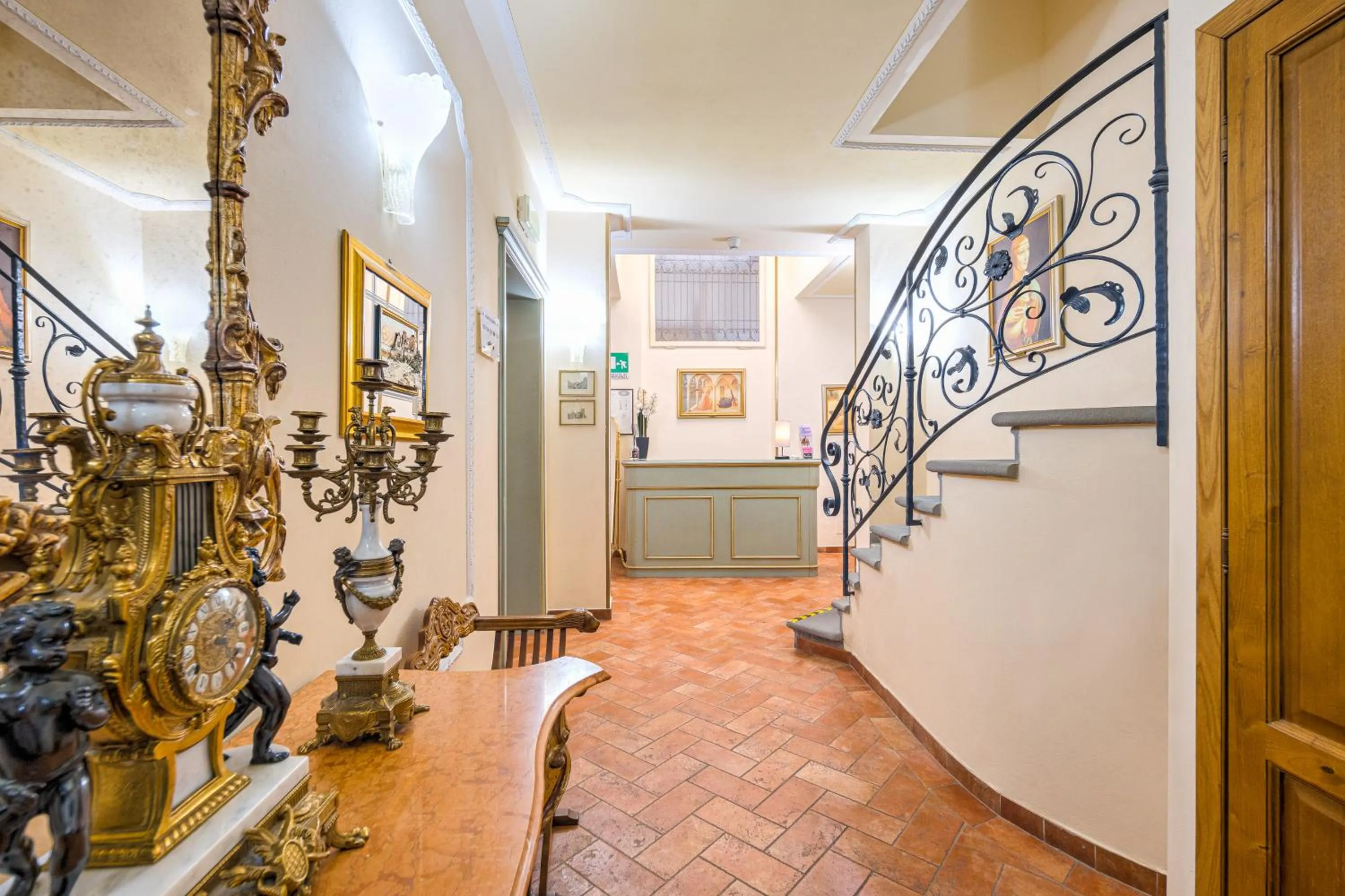 Lobby or reception in Hotel Annabella Roof Terrace