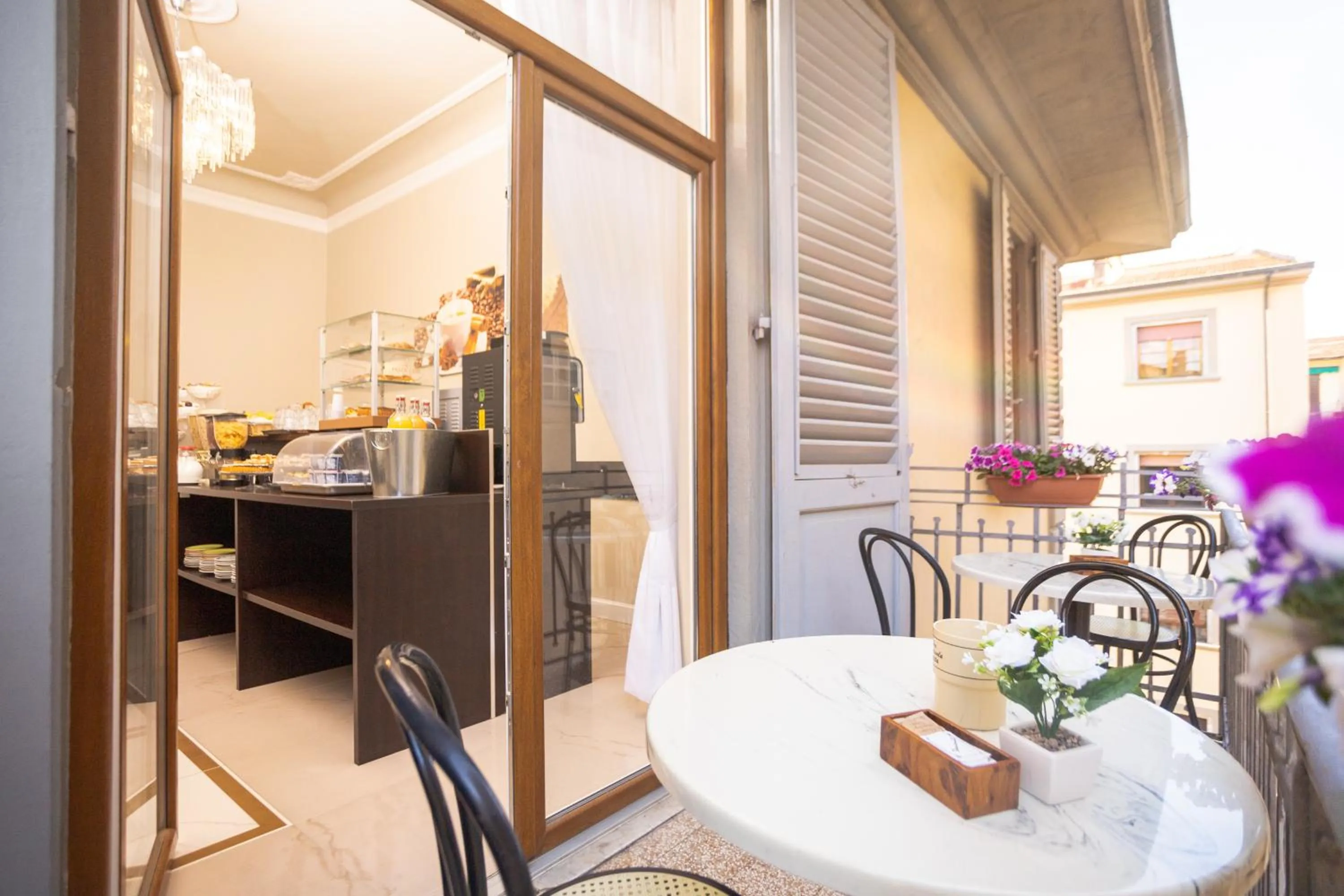 Breakfast in Hotel Annabella Roof Terrace