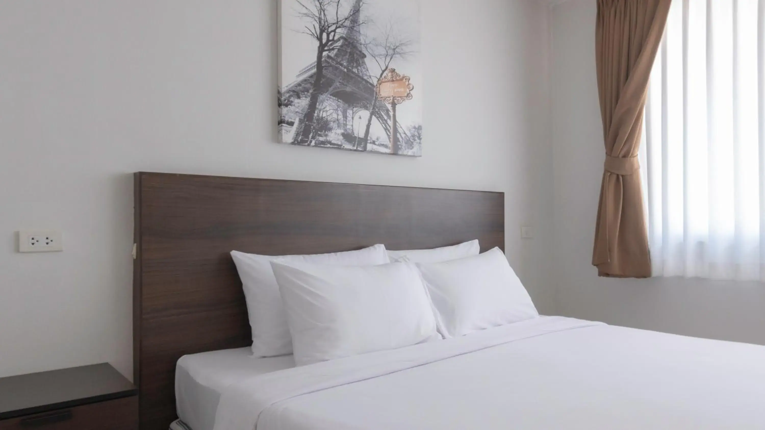 Bed in Pas Cher Hotel de Bangkok Bed in Pas Cher Hotel de Bangkok