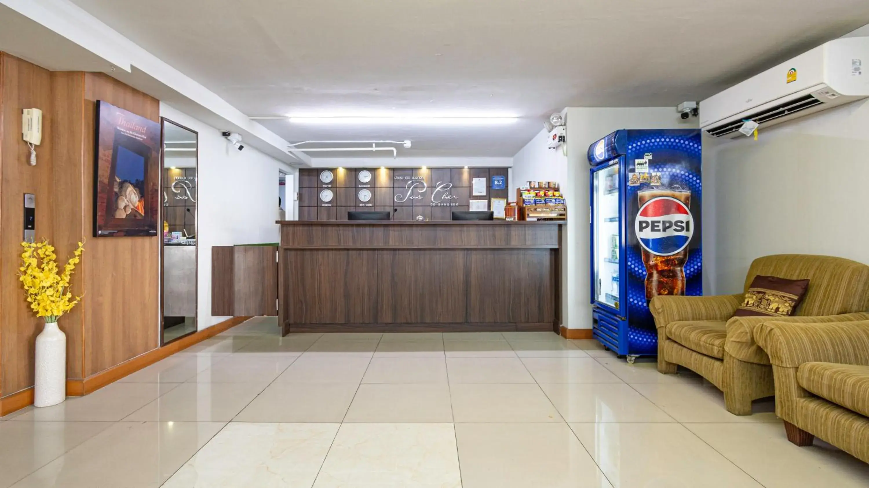 Lobby or reception in Pas Cher Hotel de Bangkok Lobby or reception in Pas Cher Hotel de Bangkok