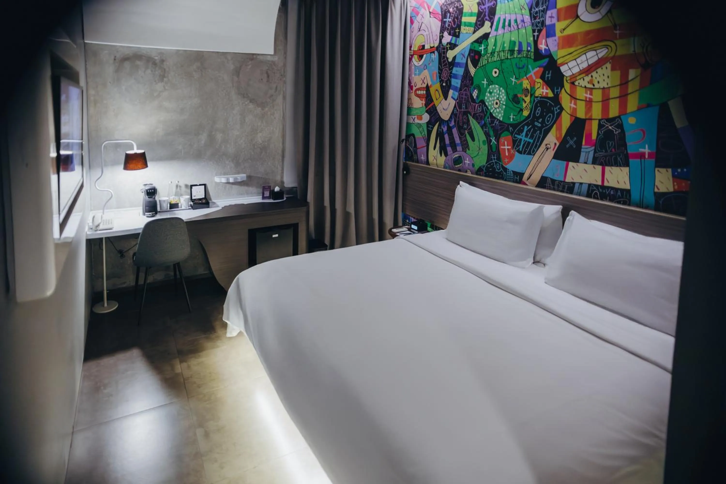 Bedroom, Bed in ARTOTEL Thamrin Jakarta