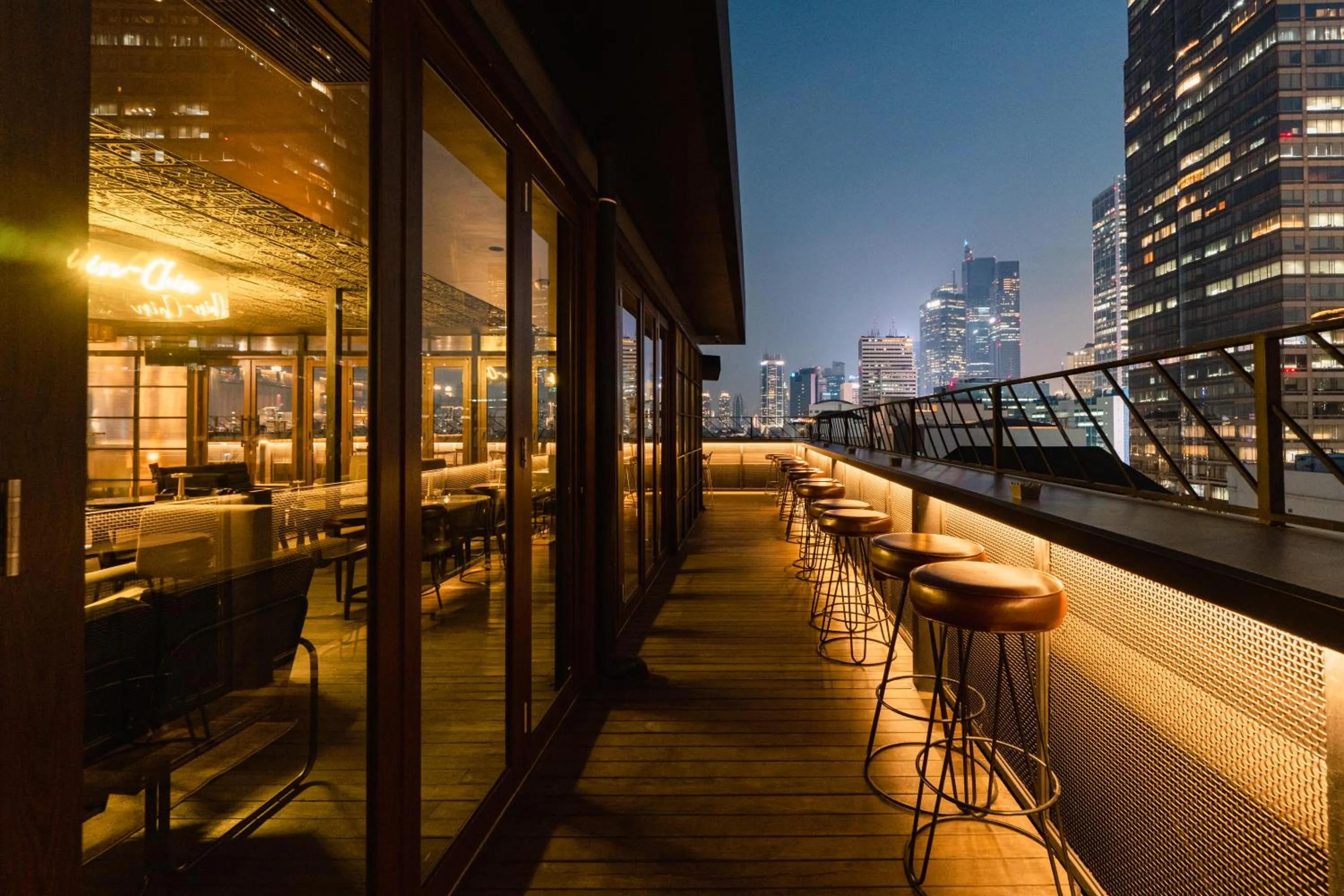 Lounge or bar in ARTOTEL Thamrin Jakarta