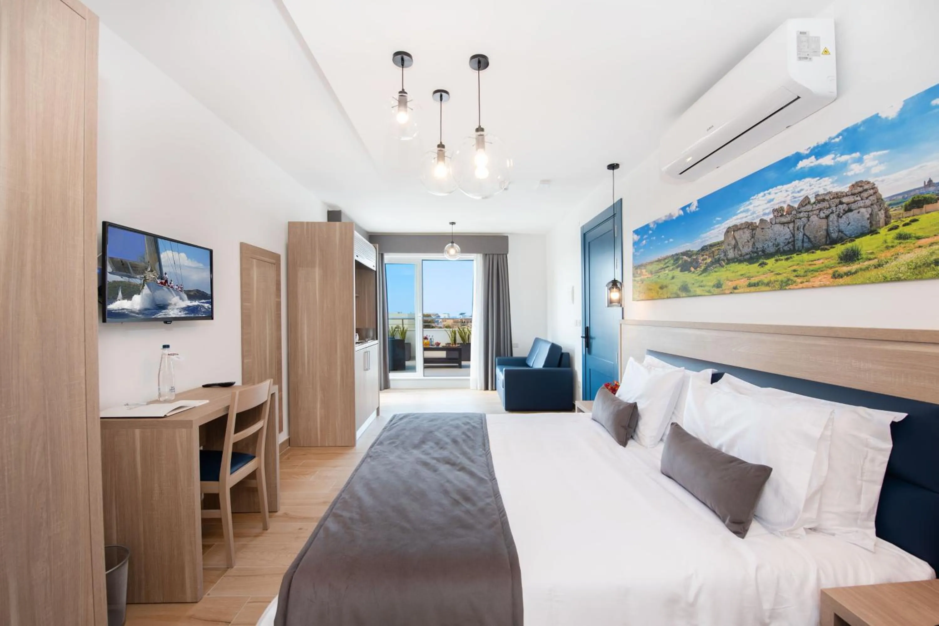 Bedroom, Bed in Georges Boutique Living