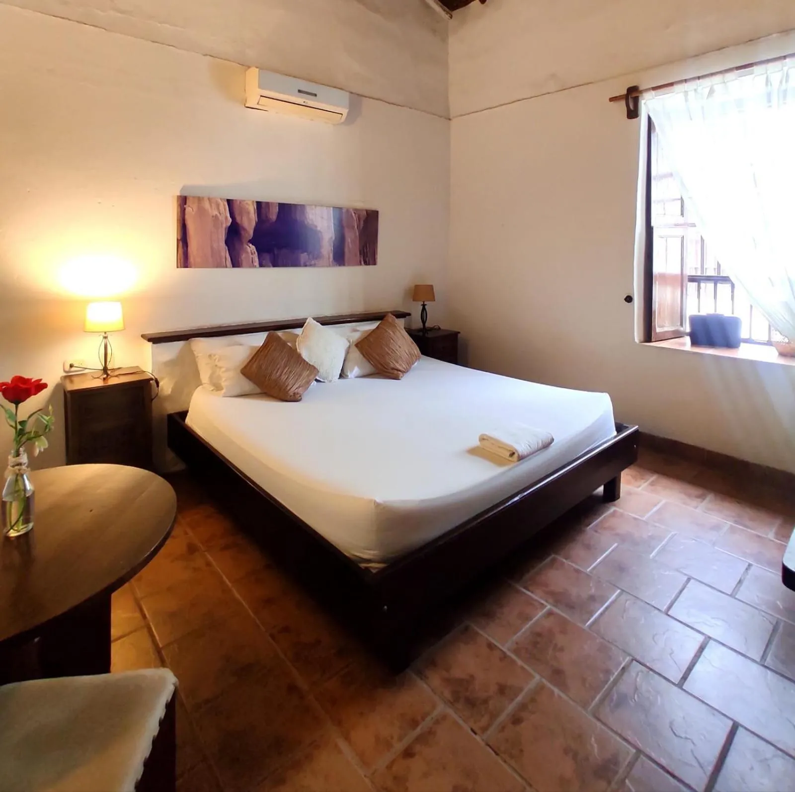 King Room - single occupancy in Giron Chill Out Hotel Boutique