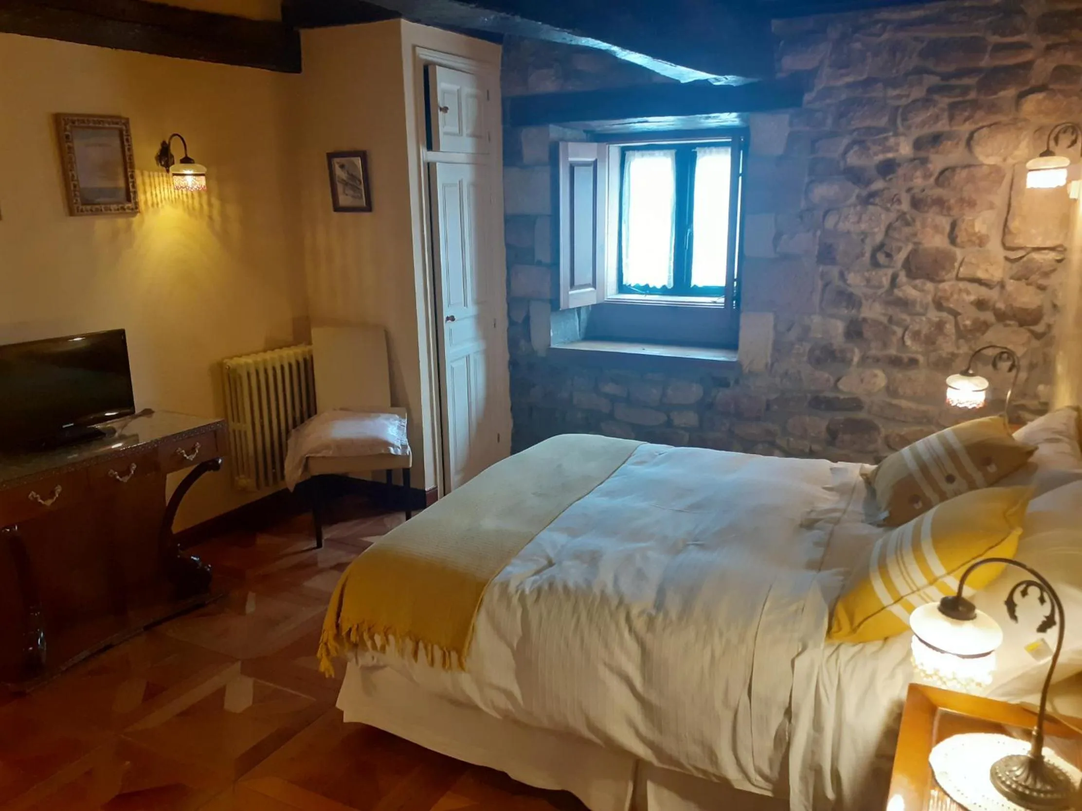 Hotel la Casona de Barrio, Alto Campoo