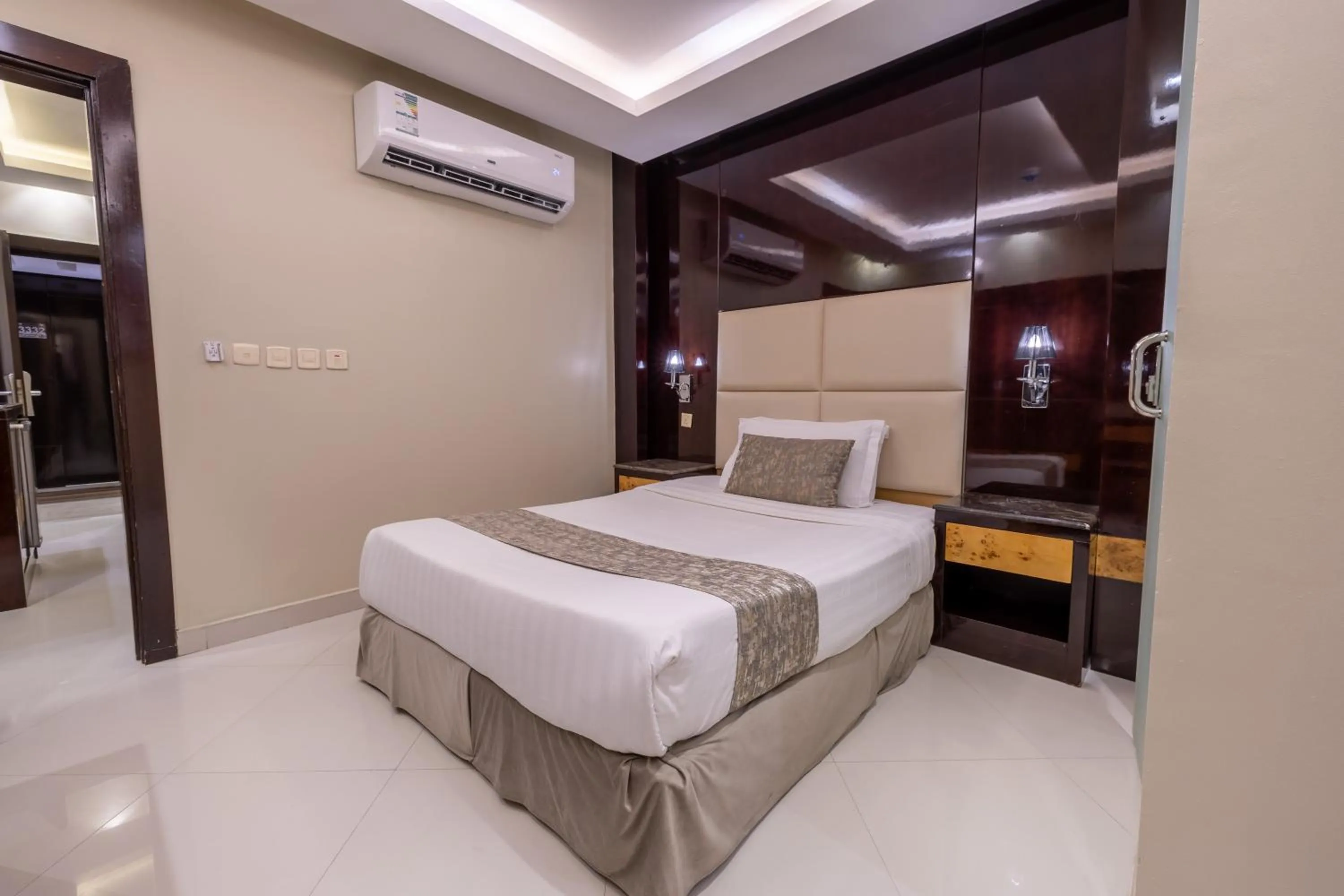 Bed in Al Muhaidb Residence Al Takhasossi 2