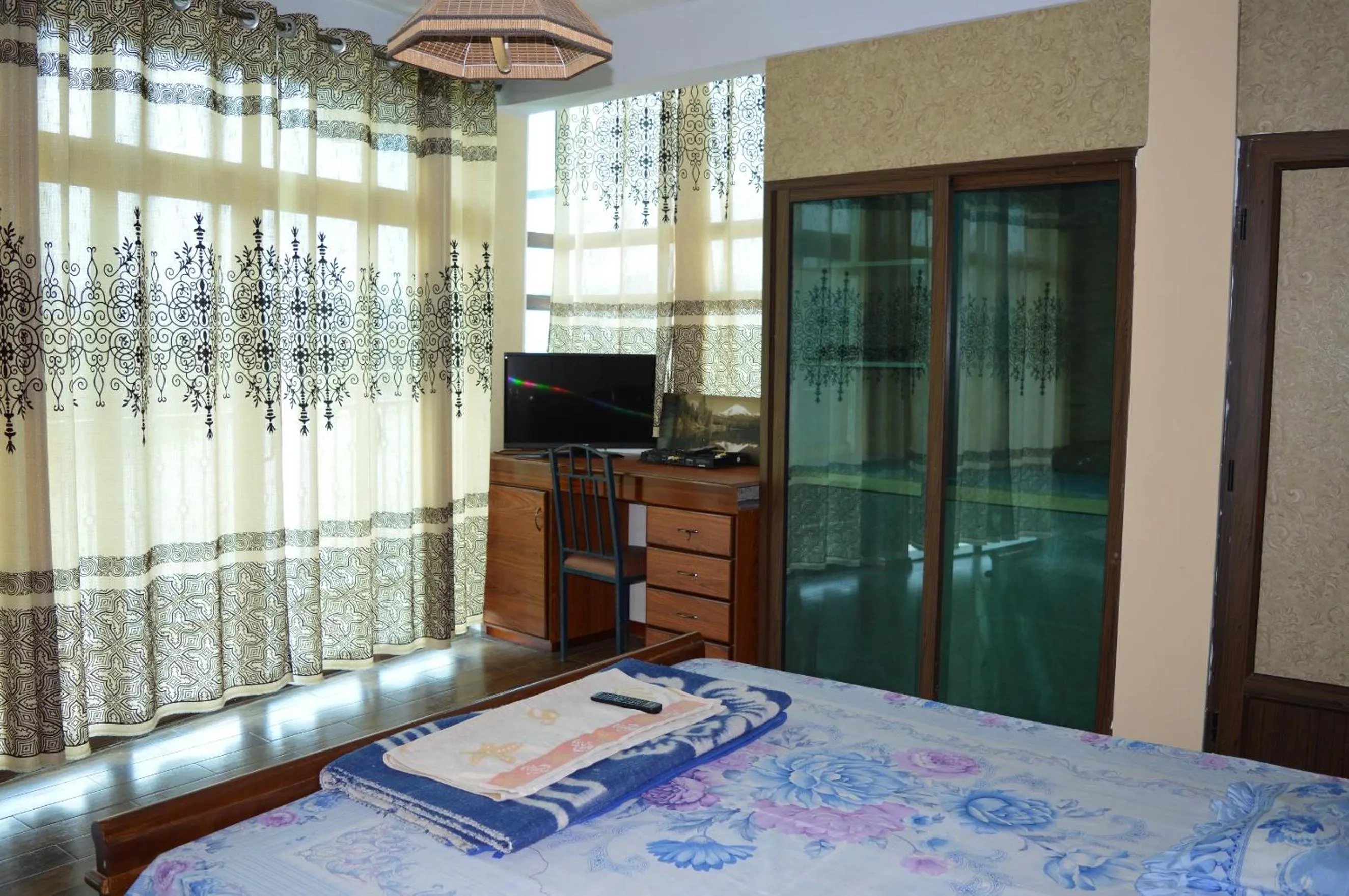 Decorative detail, Bed in Le Bamboo Guesthouse