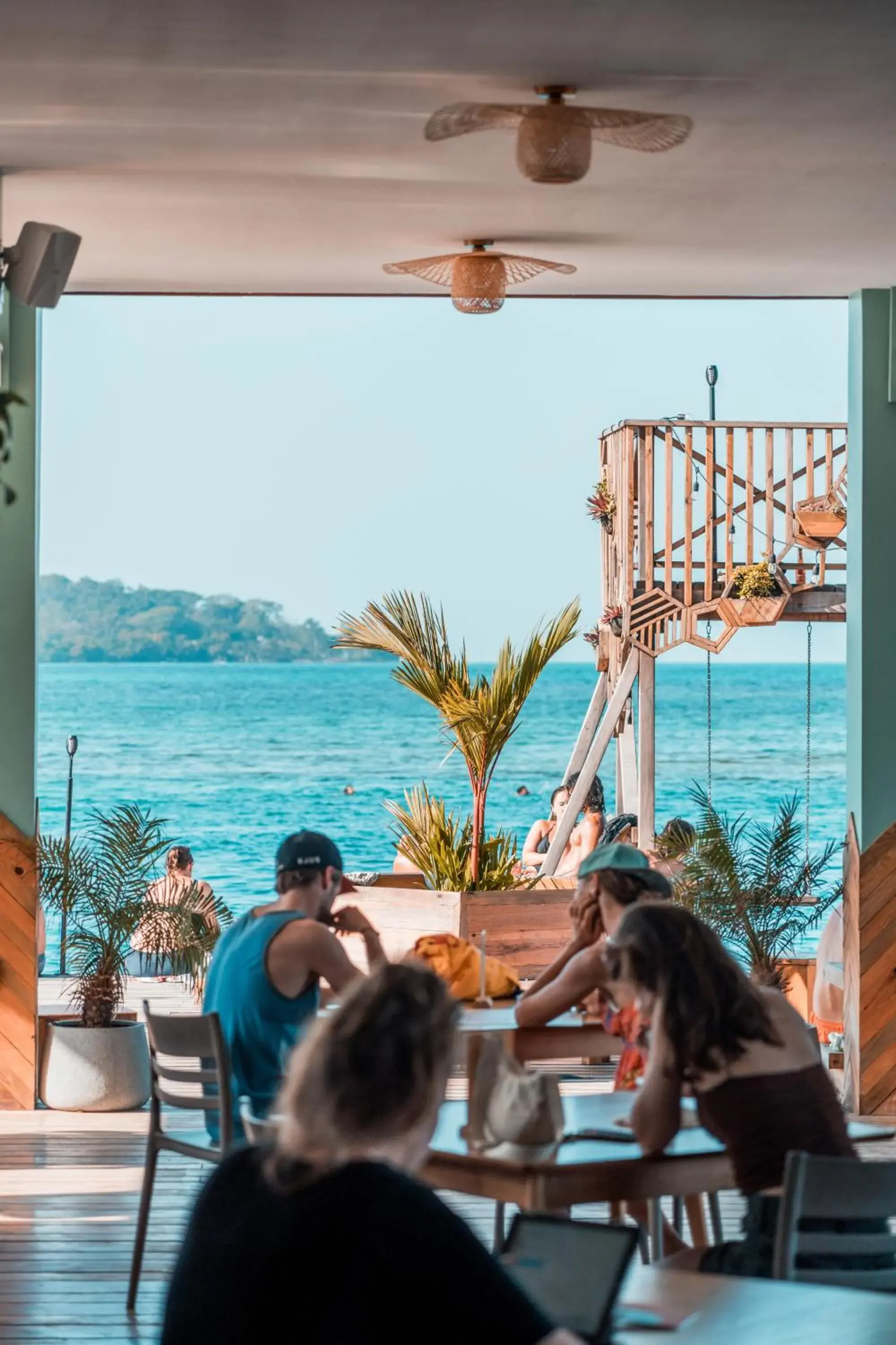 Restaurant/places to eat in Bambuda Bocas Town Restaurant/places to eat in Bambuda Bocas Town