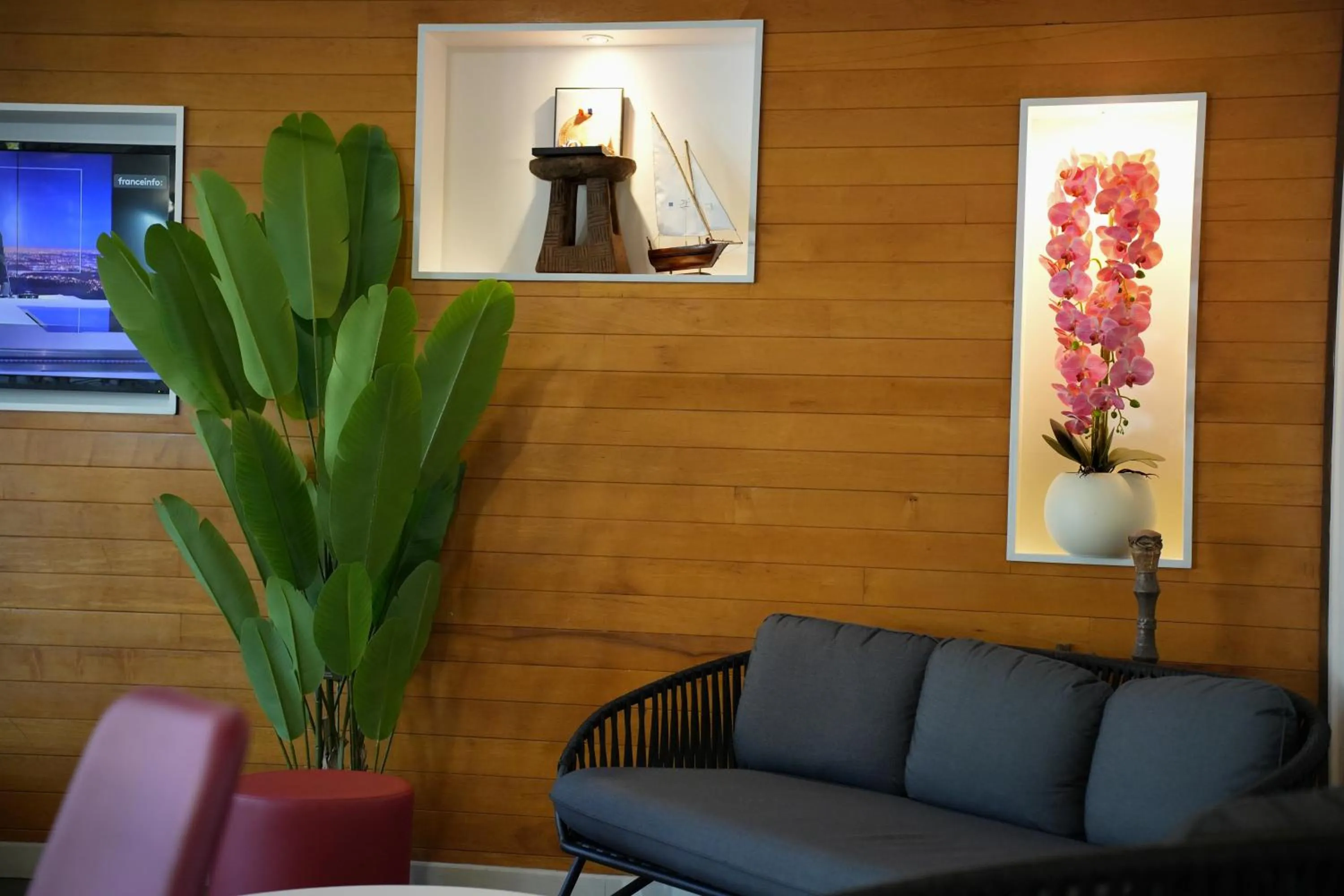 Lobby or reception in Tulip Inn Sainte Clotilde, La Réunion