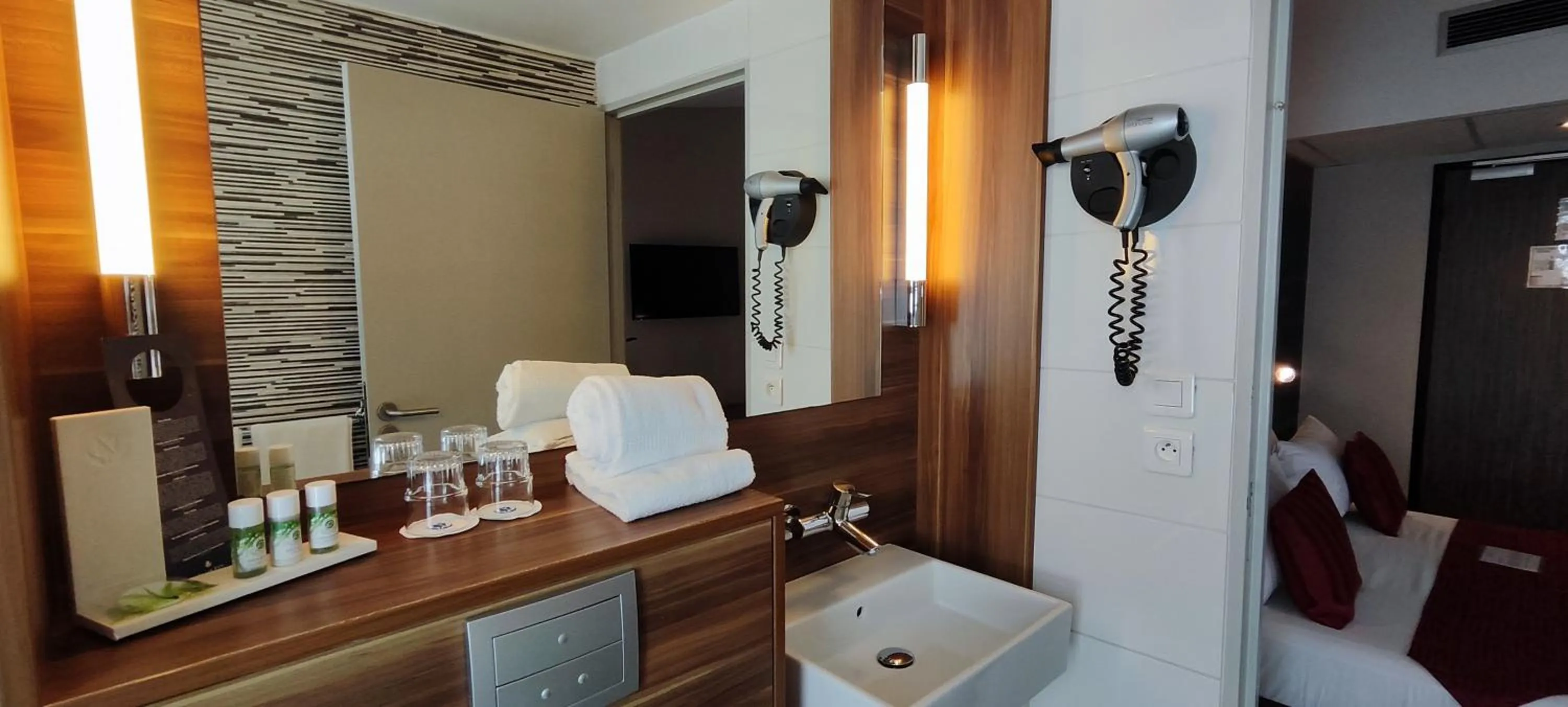 Bathroom in Tulip Inn Sainte Clotilde, La Réunion