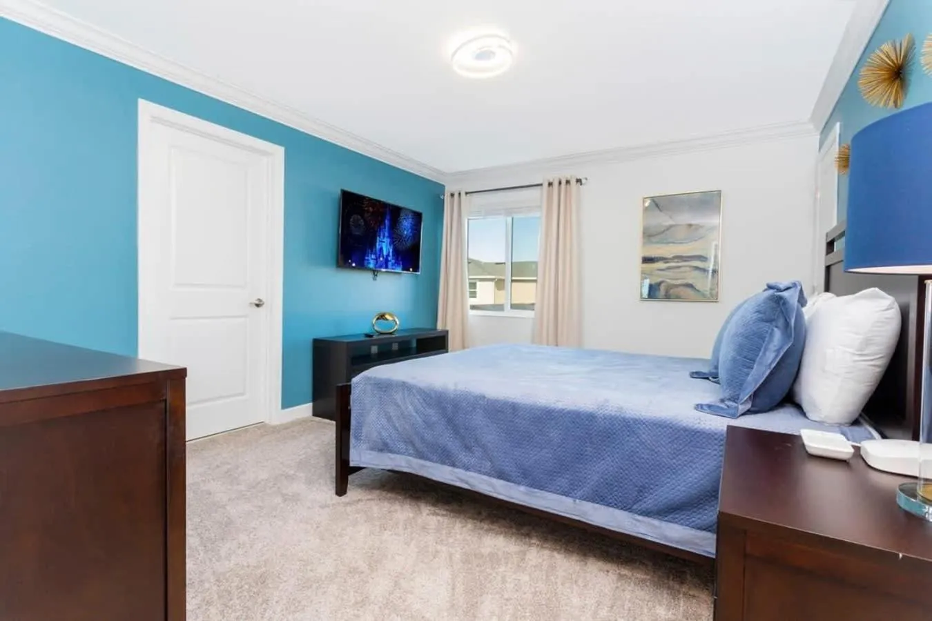 Bed in Wonderful 5 Bd Close to Disney @ Storey Lake Resort 2980