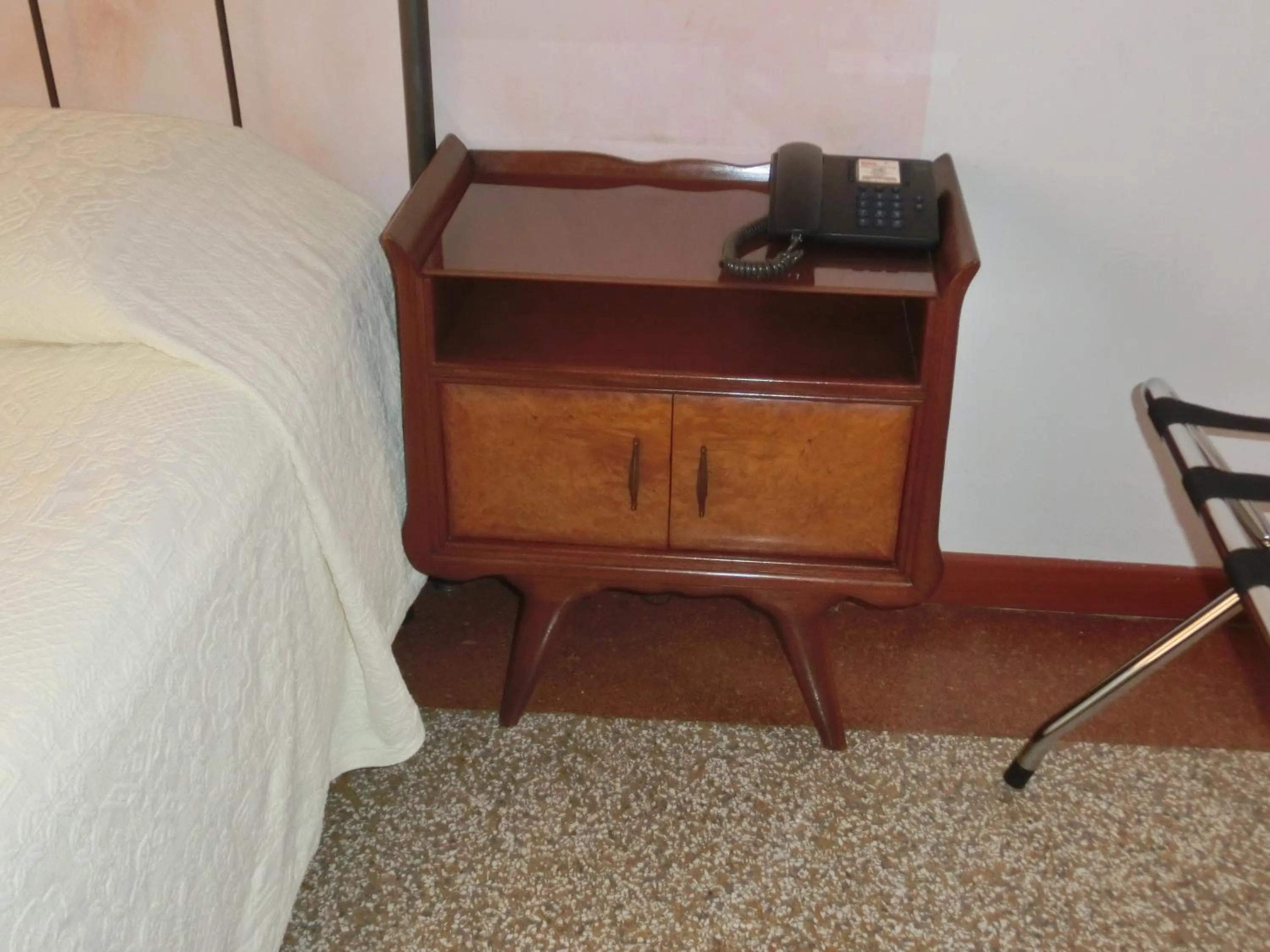 Decorative detail, Bed in Locanda Art Deco