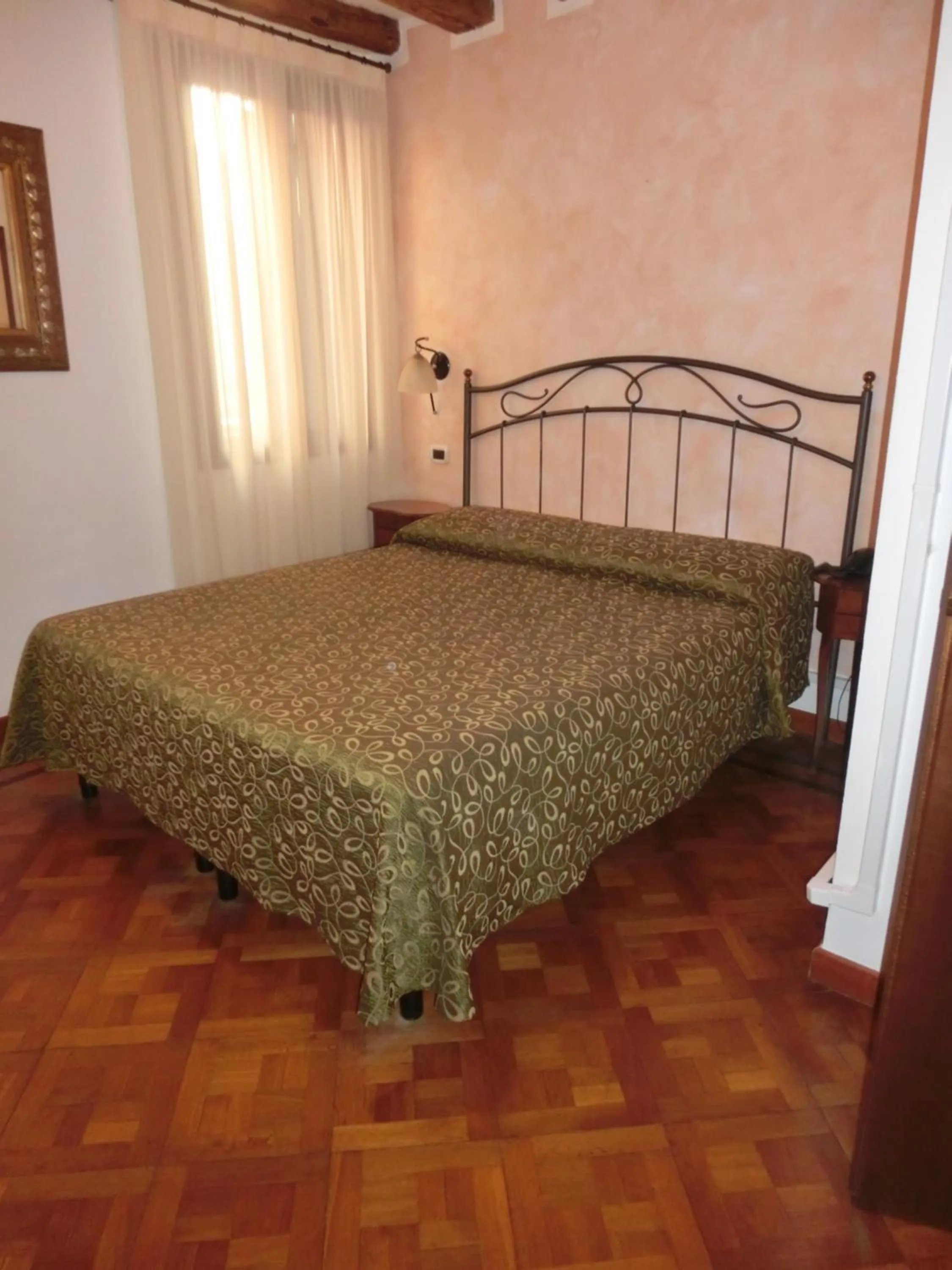 Bedroom, Bed in Locanda Art Deco