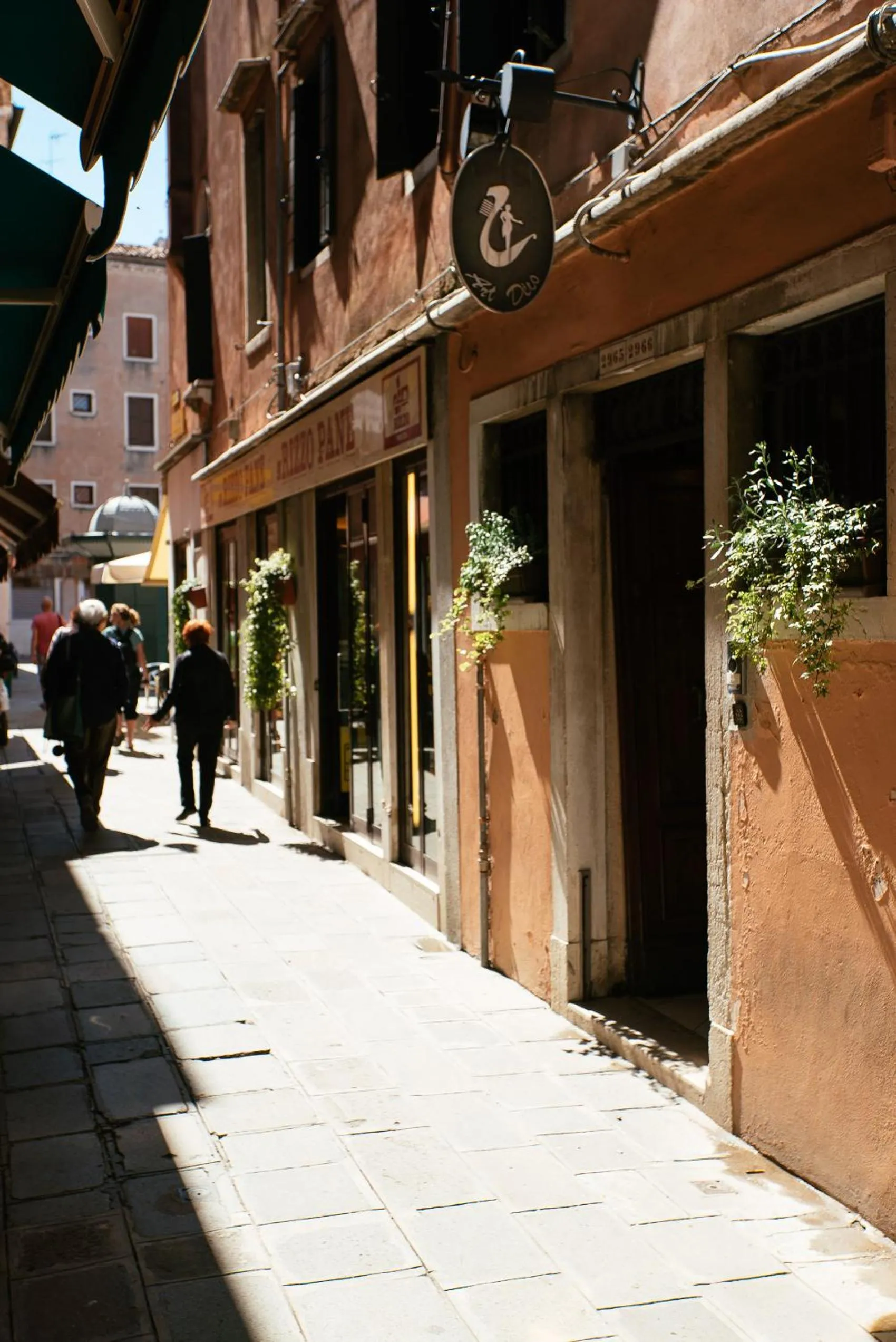 Facade/entrance in Locanda Art Deco