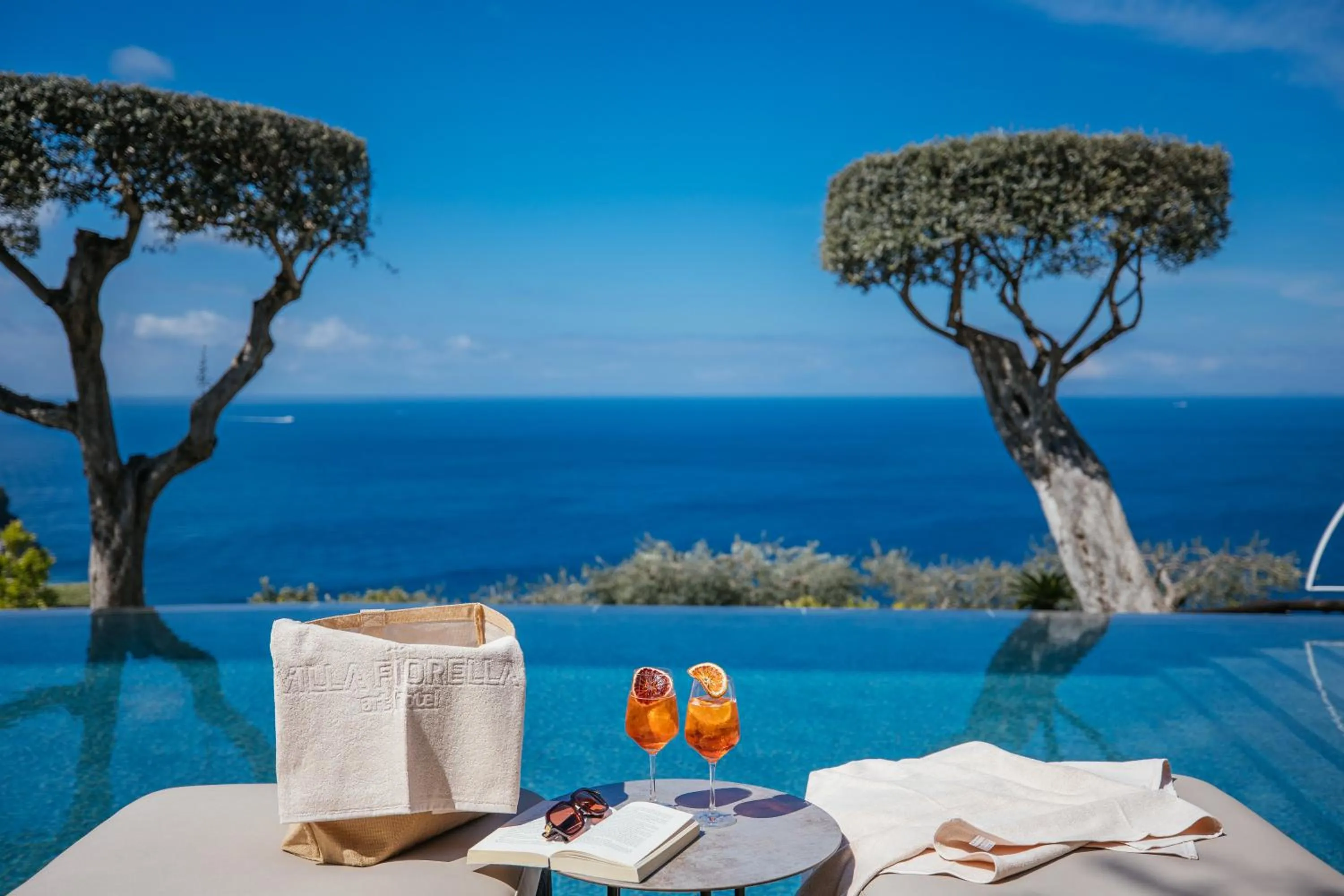 Swimming pool in Villa Fiorella Art Hotel