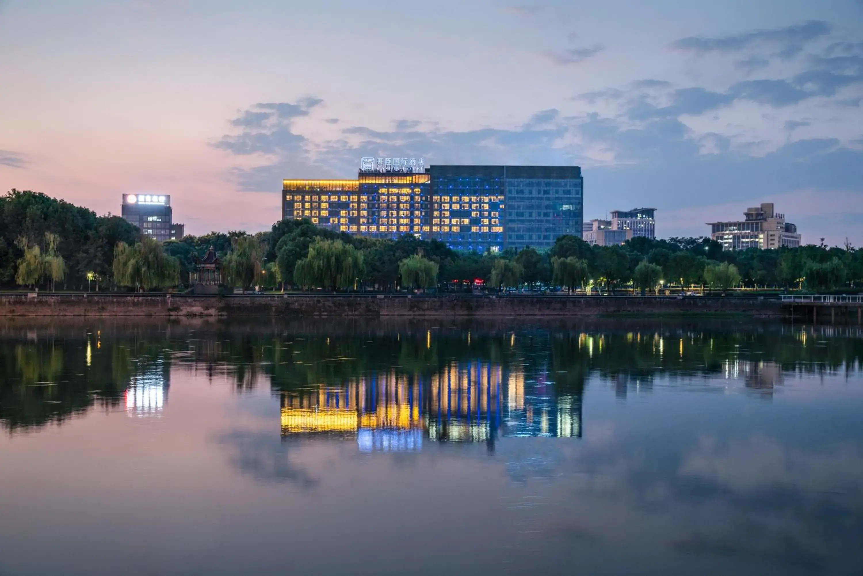 Property building in Kasion International Hotel Yiwu Property building in Kasion International Hotel Yiwu