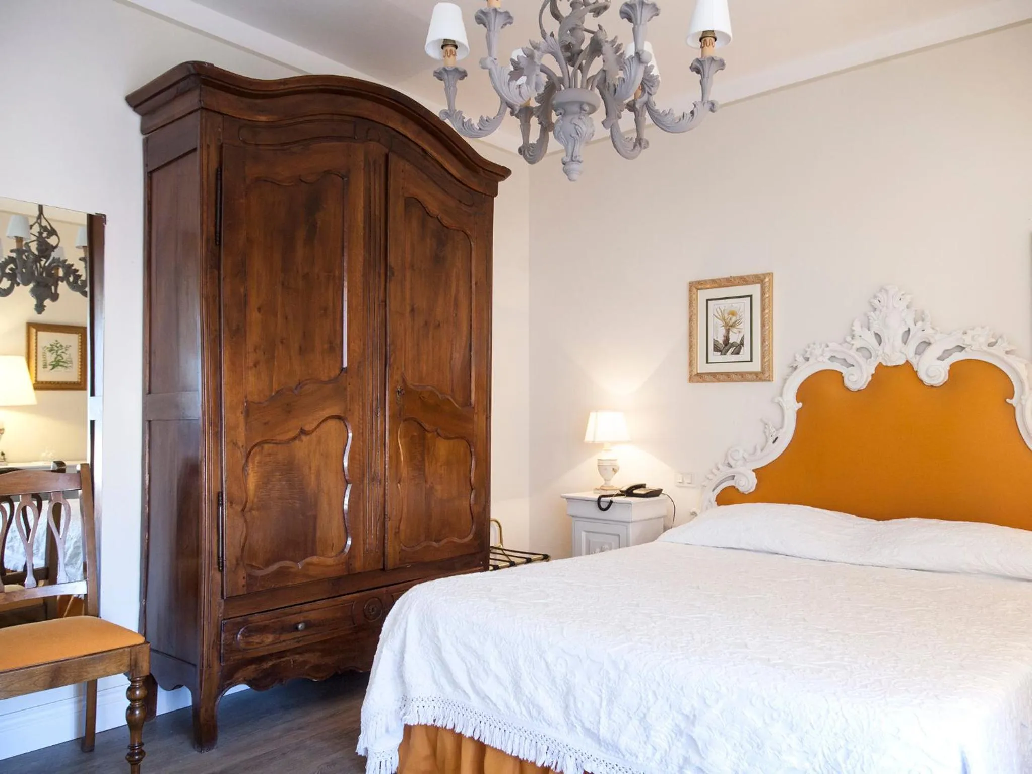 Photo of the whole room, Bed in Hotel Villa Maremonti