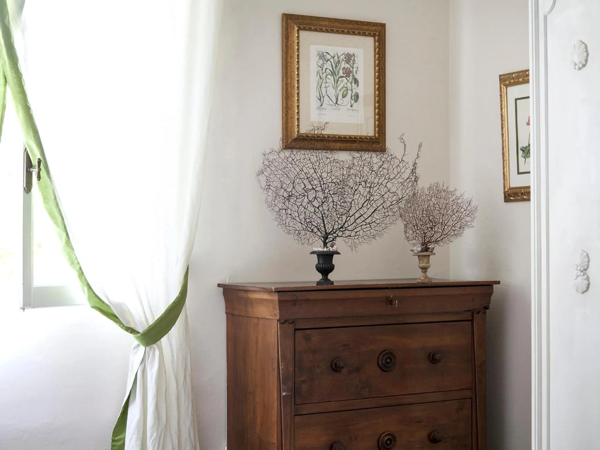 Decorative detail, Bed in Hotel Villa Maremonti