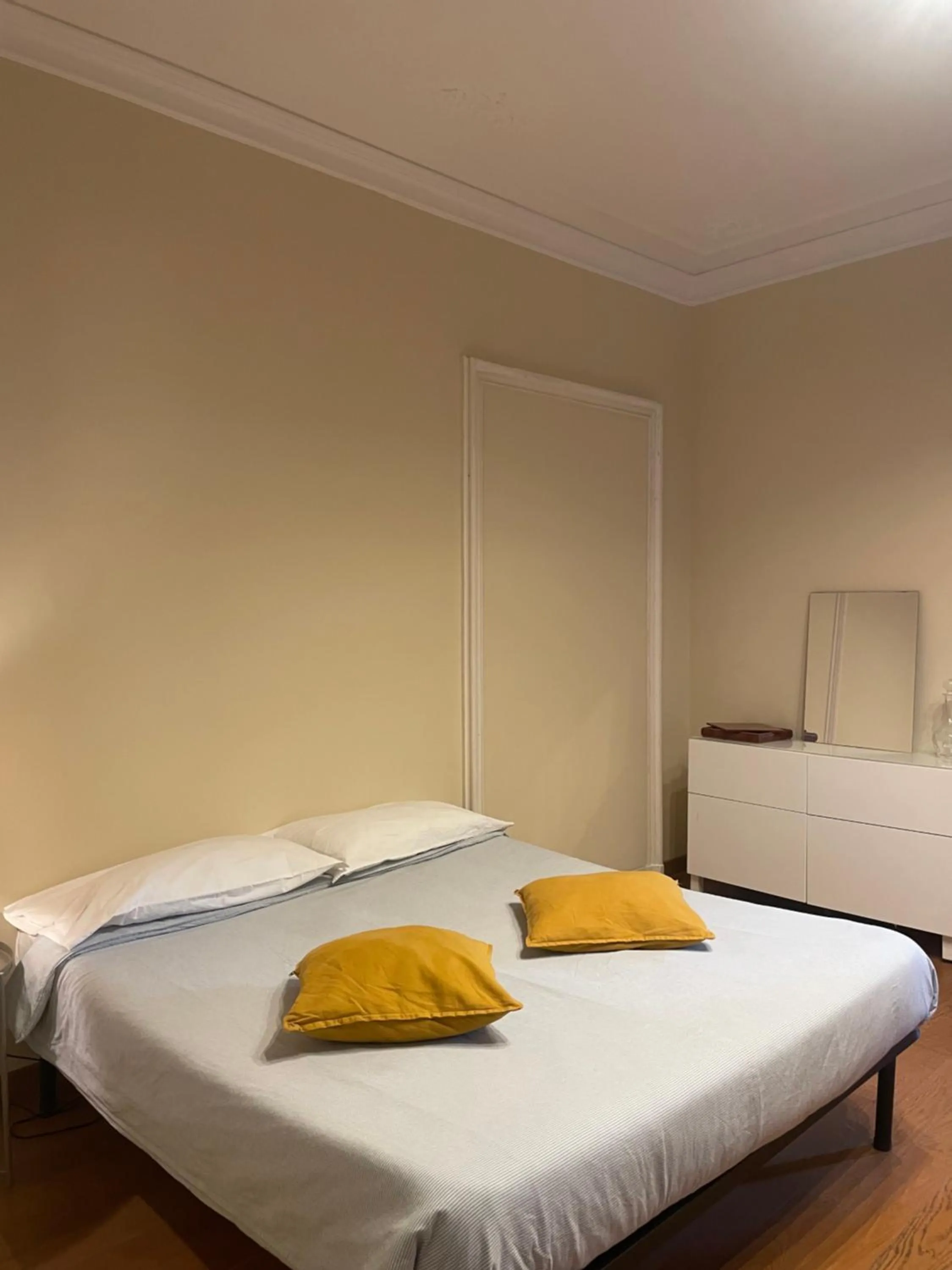 Bed in Paradise Suites - Brignole Station - Best Price Rooms - ALWAYS OPEN