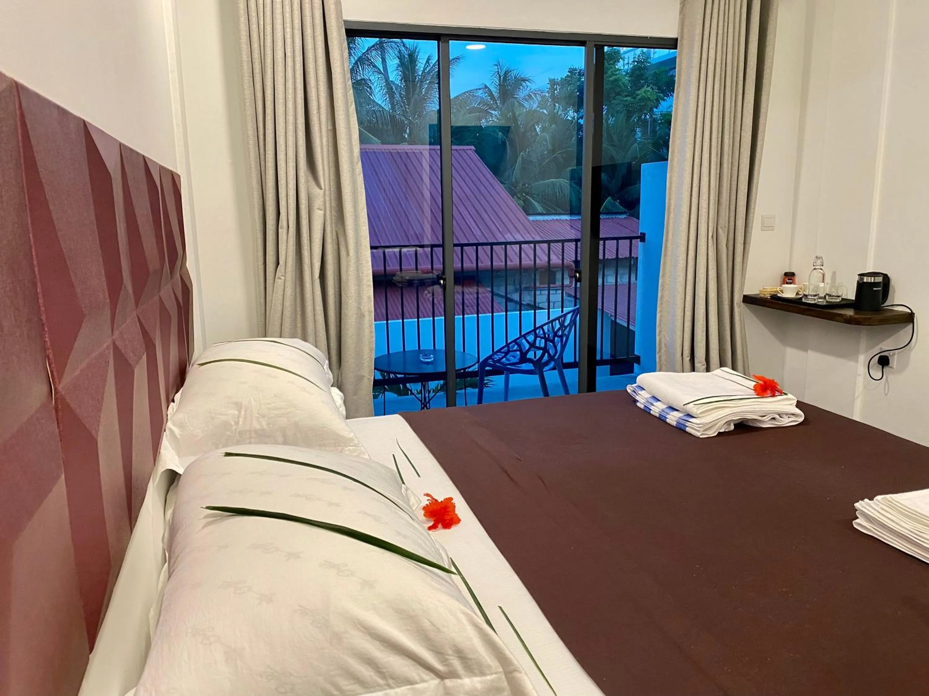 Bed in chillax Thoddoo