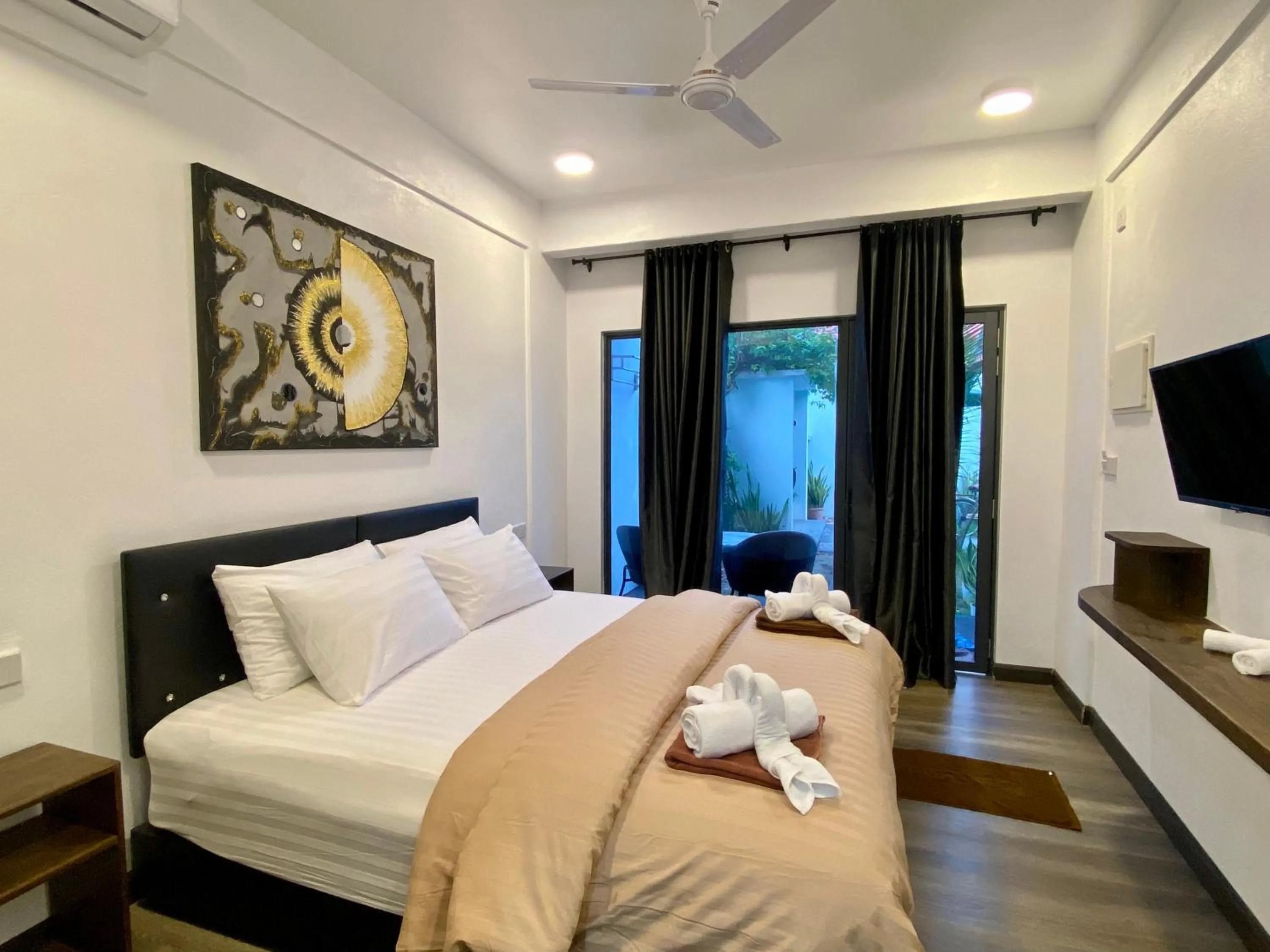 Bedroom, Bed in chillax Thoddoo