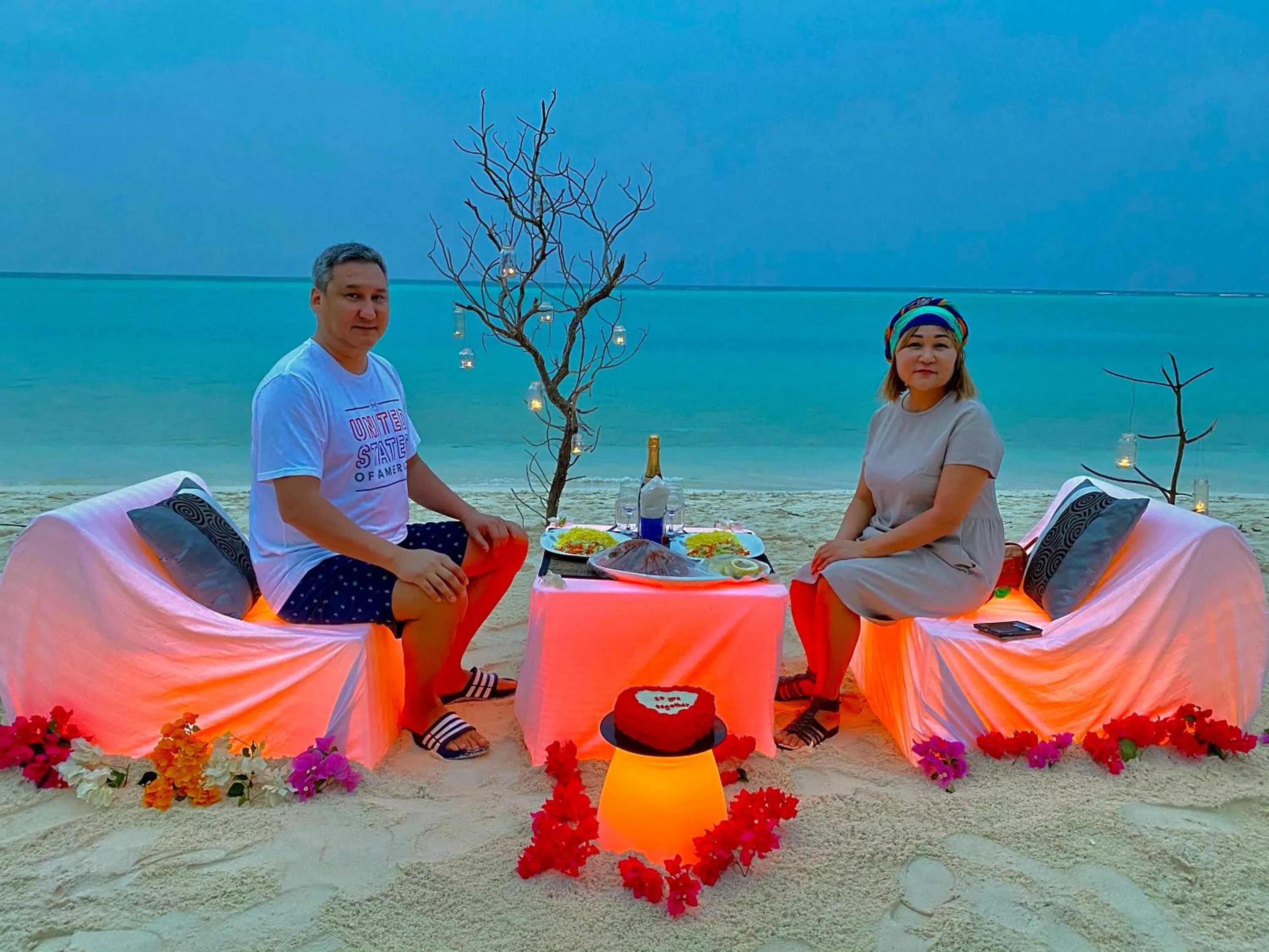 People in chillax Thoddoo