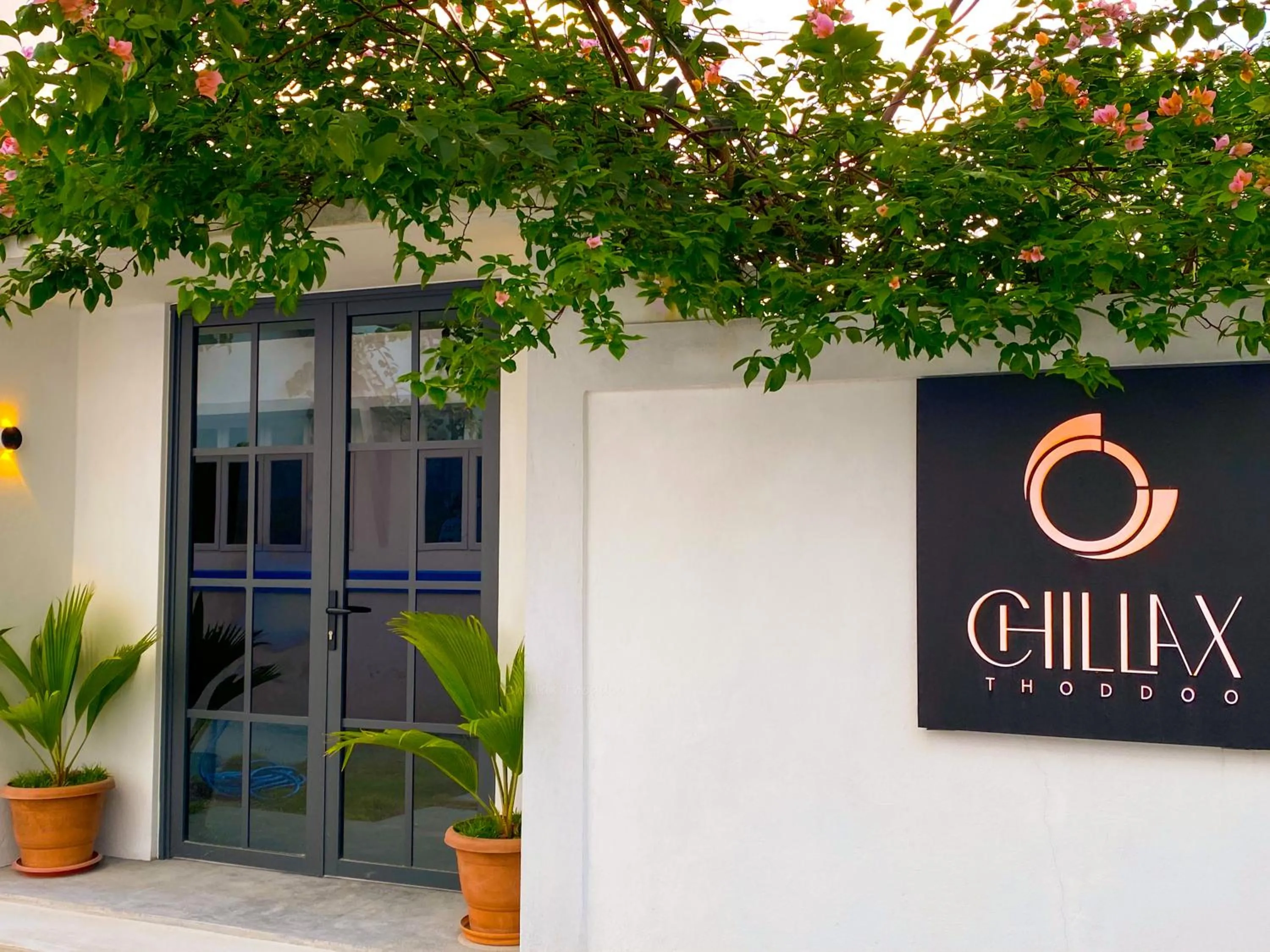 Facade/entrance in chillax Thoddoo